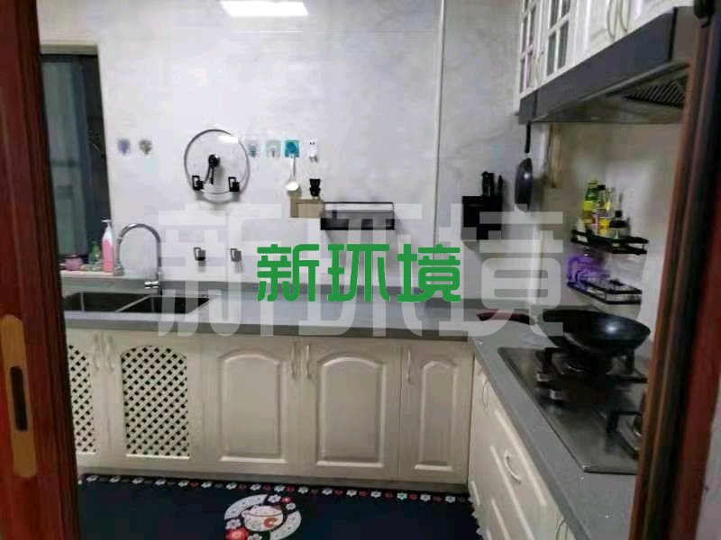熙城春天  4室2厅2卫   1666.00元/月室内图