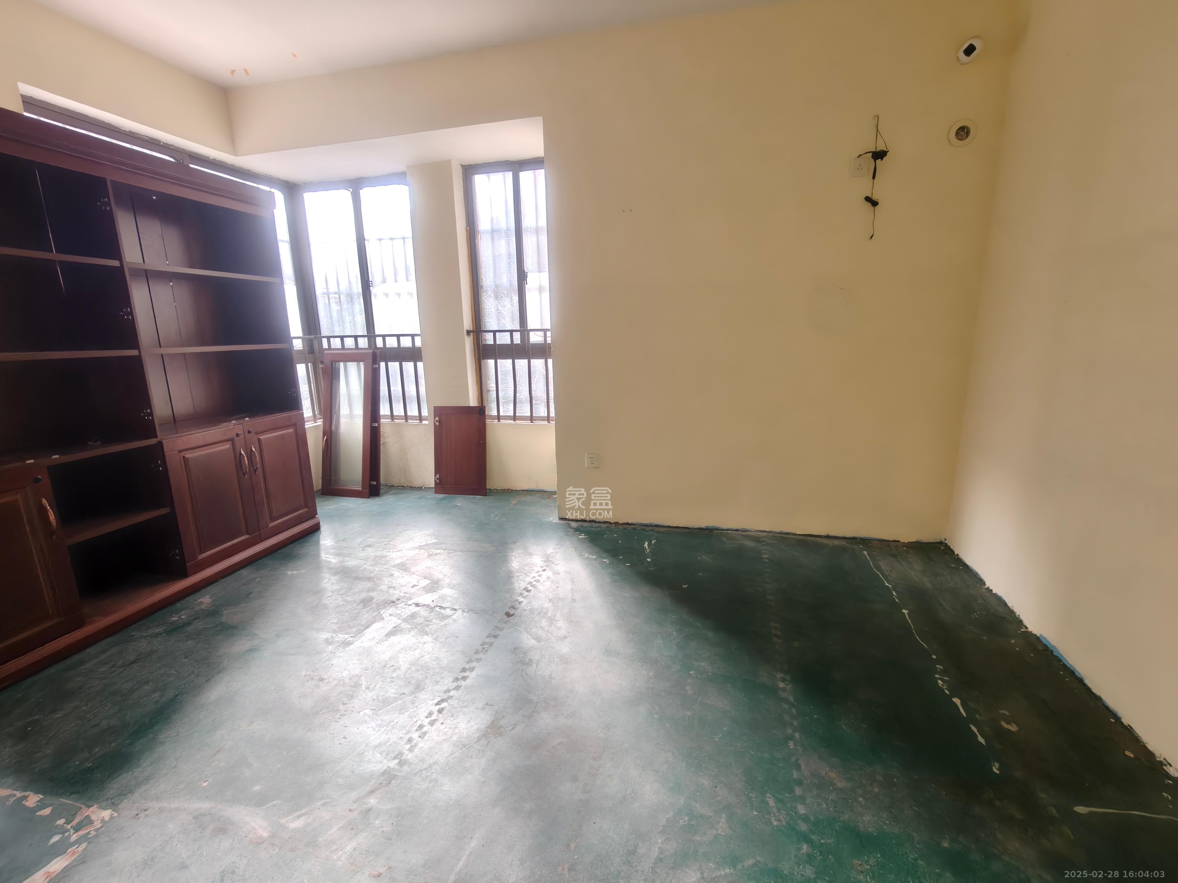 方略潇邦 4室2厅2卫 1500.0元/月 方略潇邦 4室2厅2卫 1500.0元/月室内图