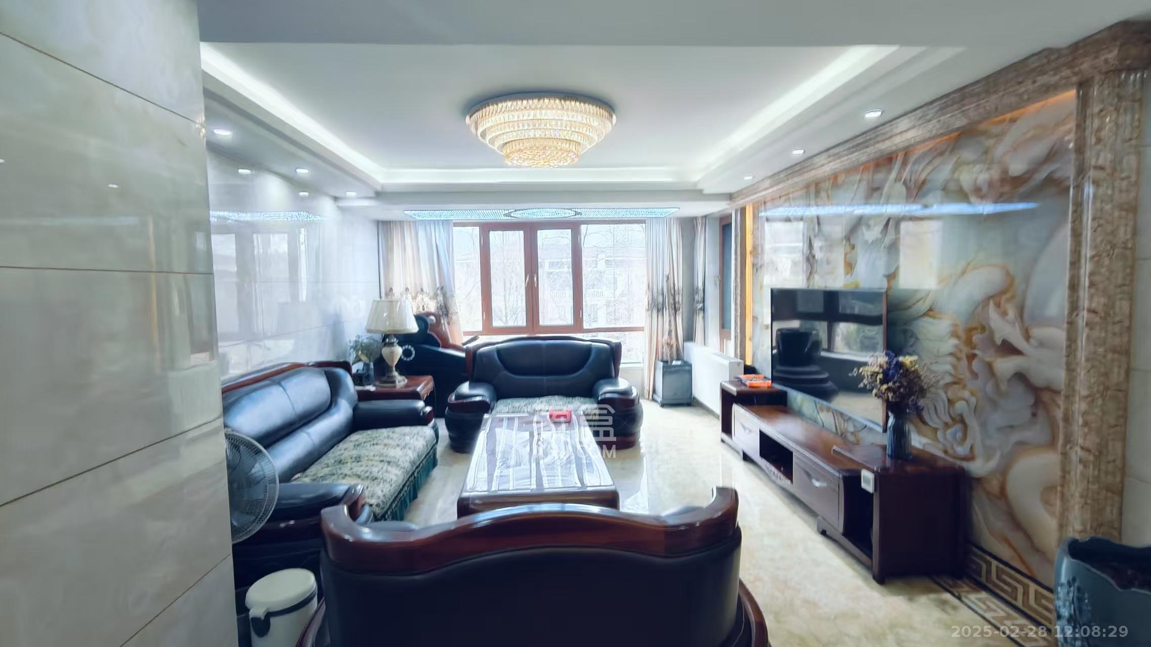 天麓尚层 5室2厅4卫 10000.0元/月 天麓尚层 5室2厅4卫 10000.0元/月室内图