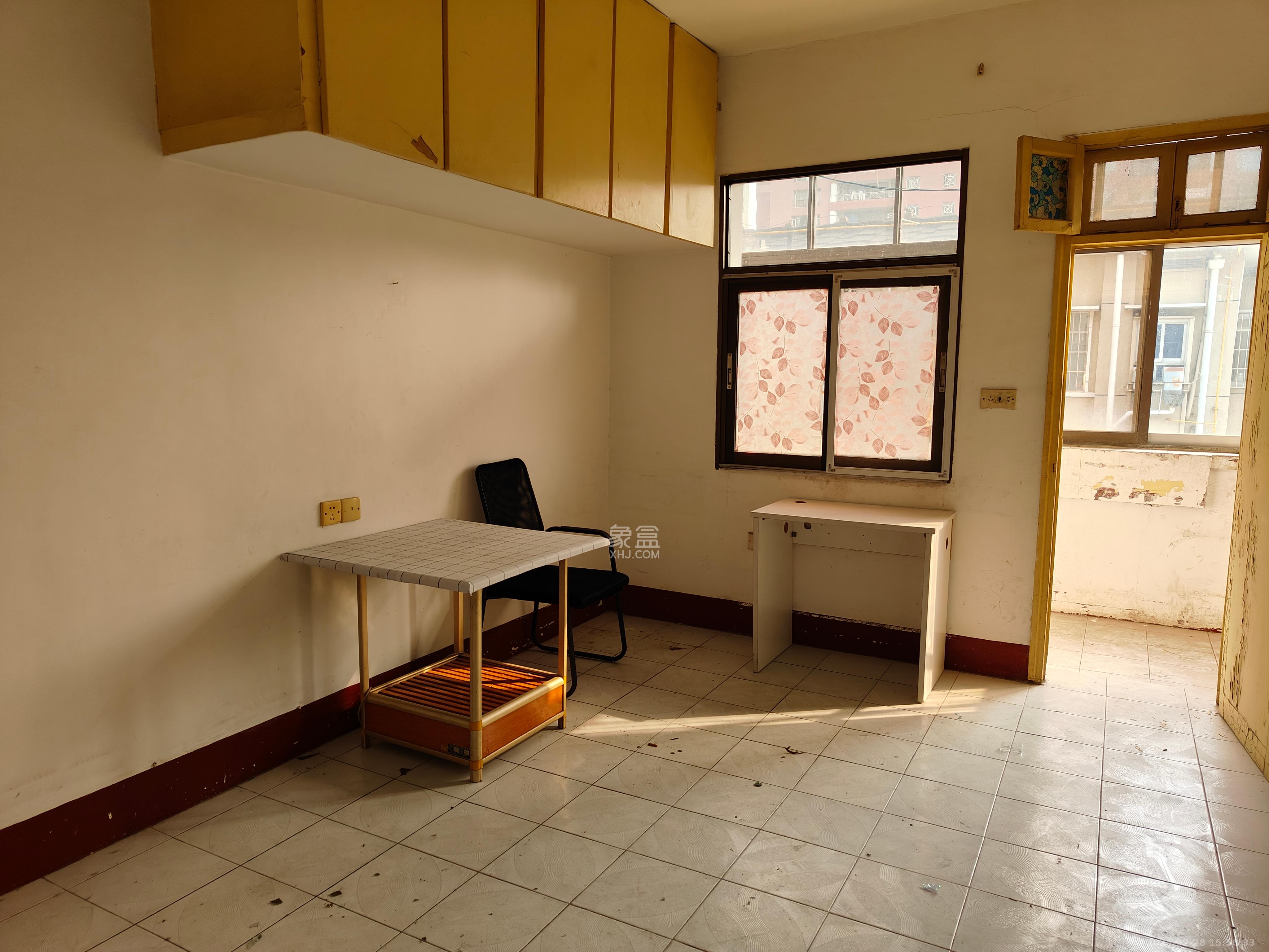 茅亭子 1室1厅1卫 1200.0元/月 茅亭子 1室1厅1卫 1200.0元/月室内图