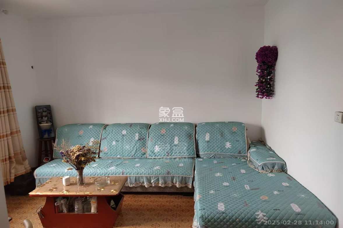 钟鼓岭龙山塘 1室1厅1卫 700.0元/月 钟鼓岭龙山塘 1室1厅1卫 700.0元/月室内图