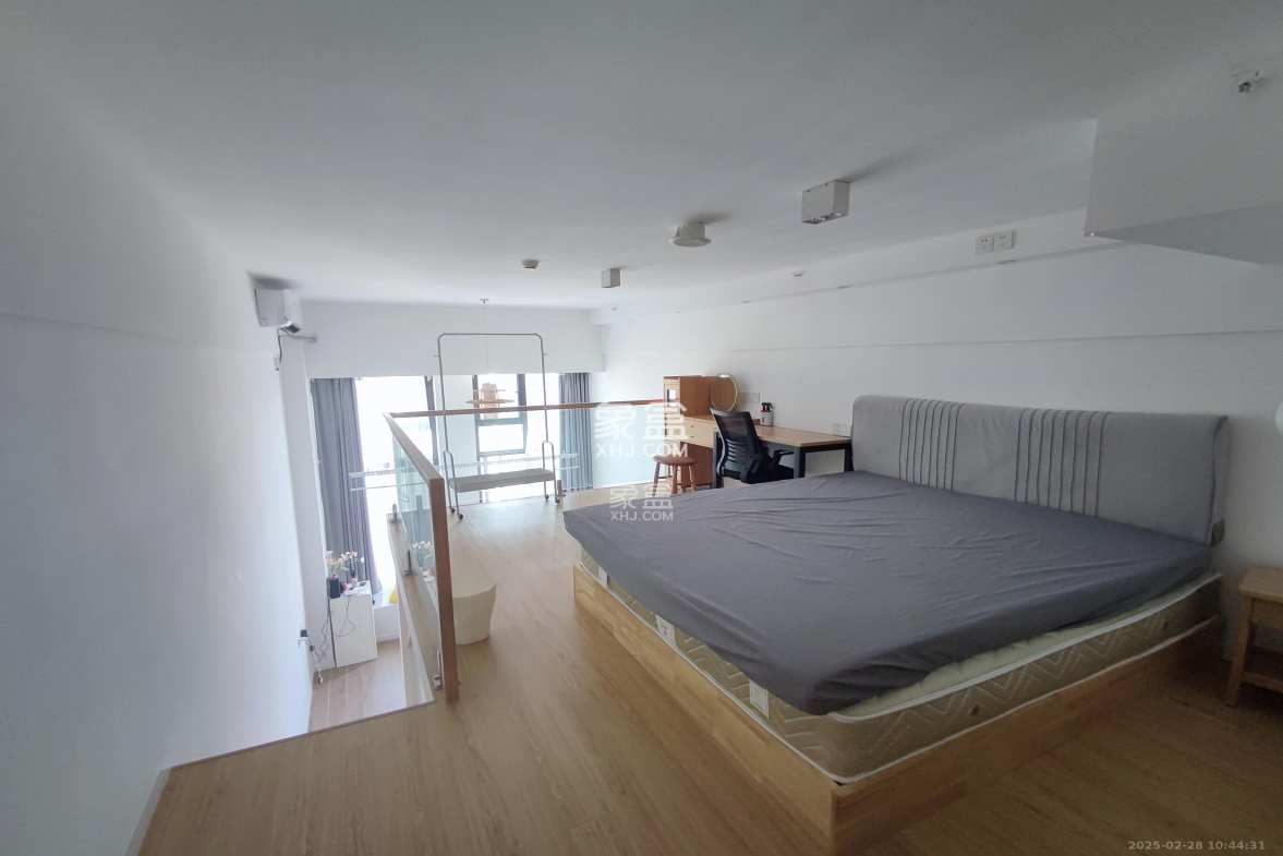 润和国际广场  1室0厅0卫    2600.0元/月 润和国际广场  1室0厅0卫    2600.0元/月室内图1