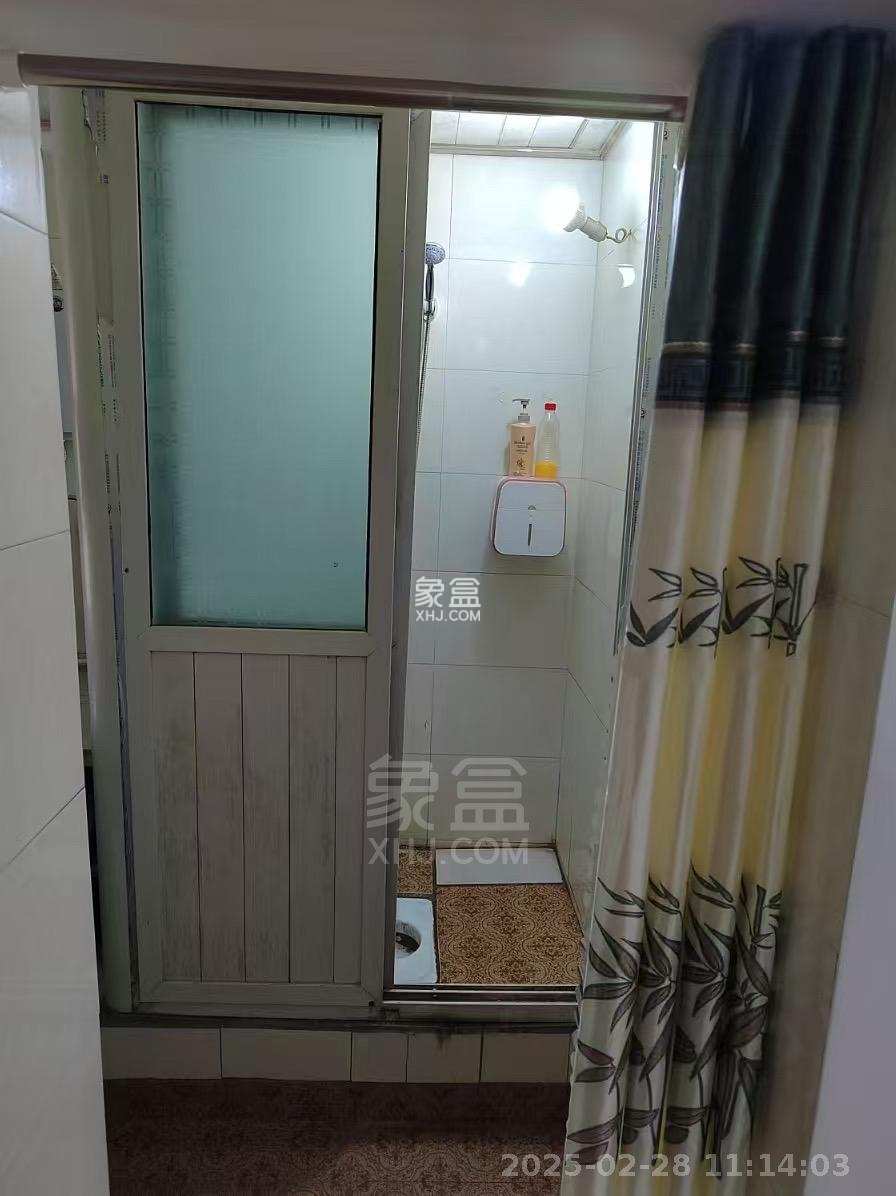 钟鼓岭龙山塘 1室1厅1卫 700.0元/月 钟鼓岭龙山塘 1室1厅1卫 700.0元/月室内图