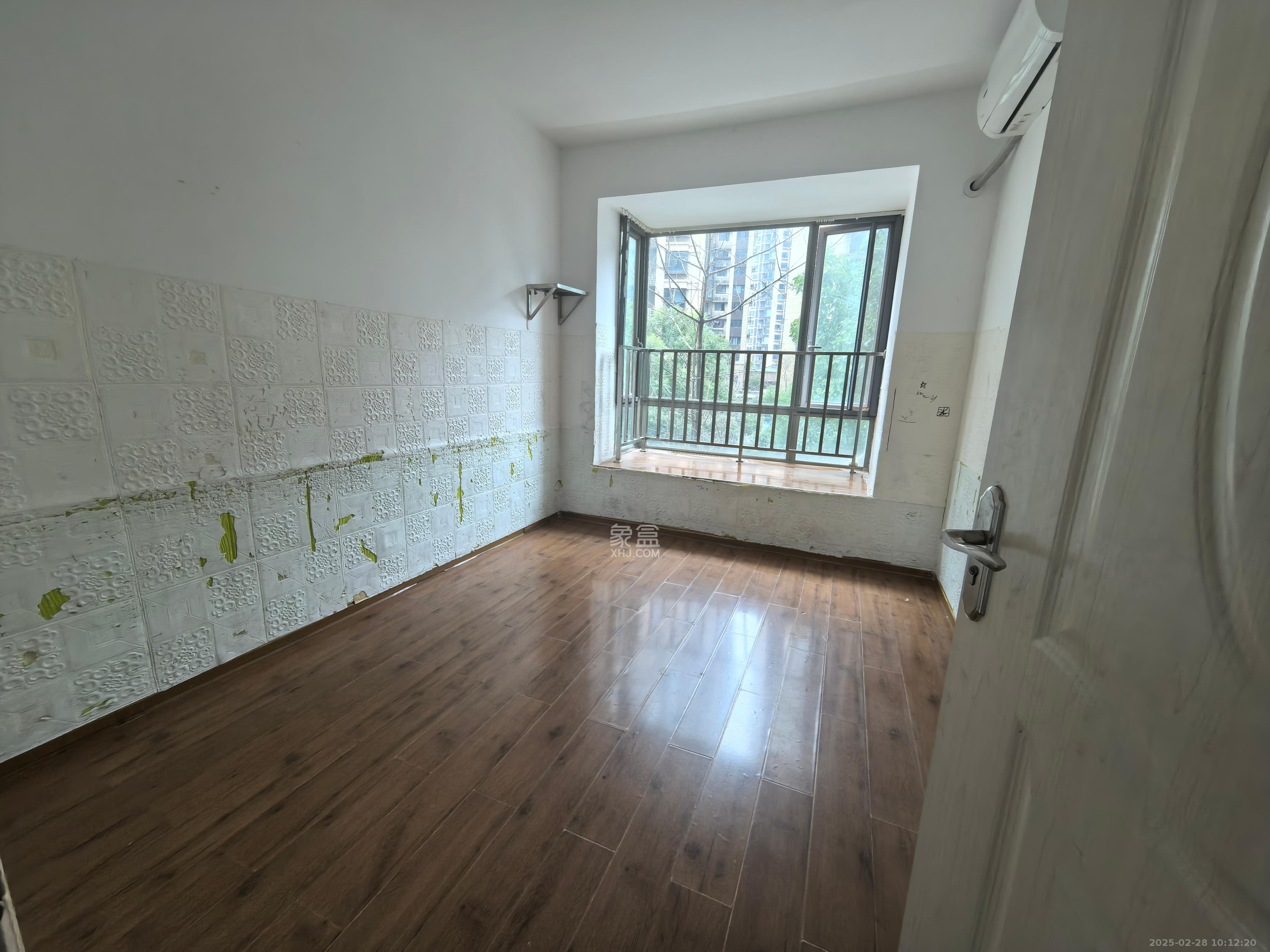 新城新世界一二三期 4室2厅2卫 4500.0元/月 新城新世界一二三期 4室2厅2卫 4500.0元/月室内图