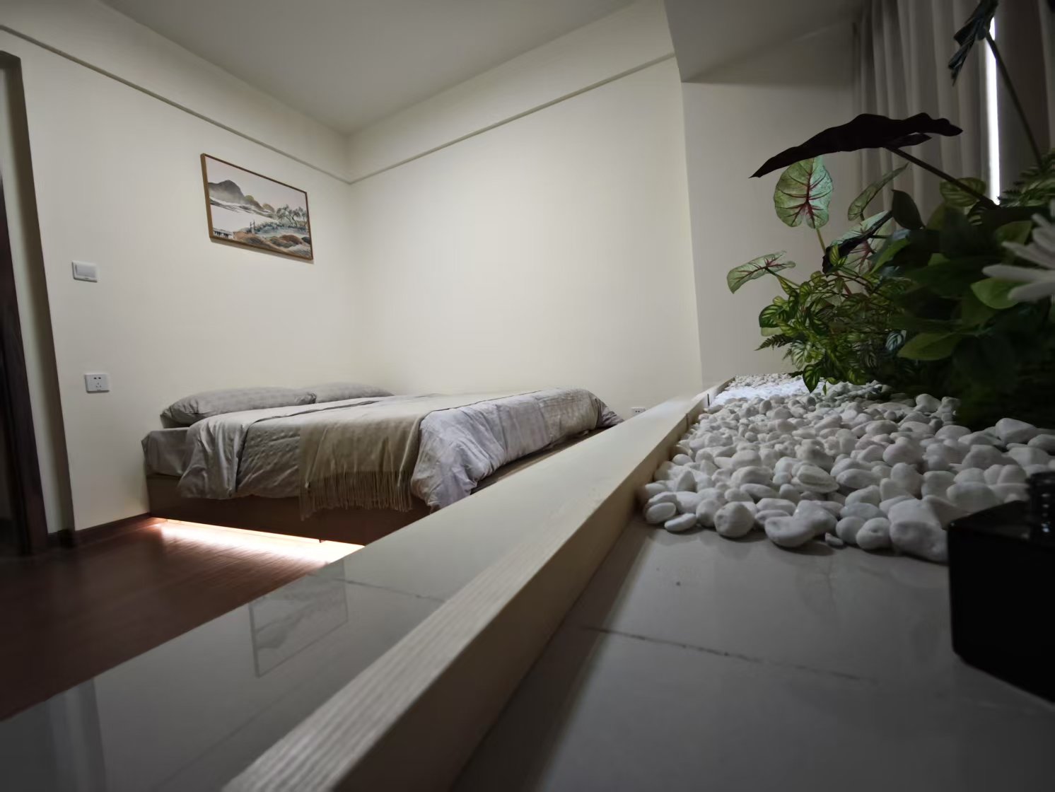 碧桂园翘楚棠  4室2厅2卫    3000.0元/月室内图