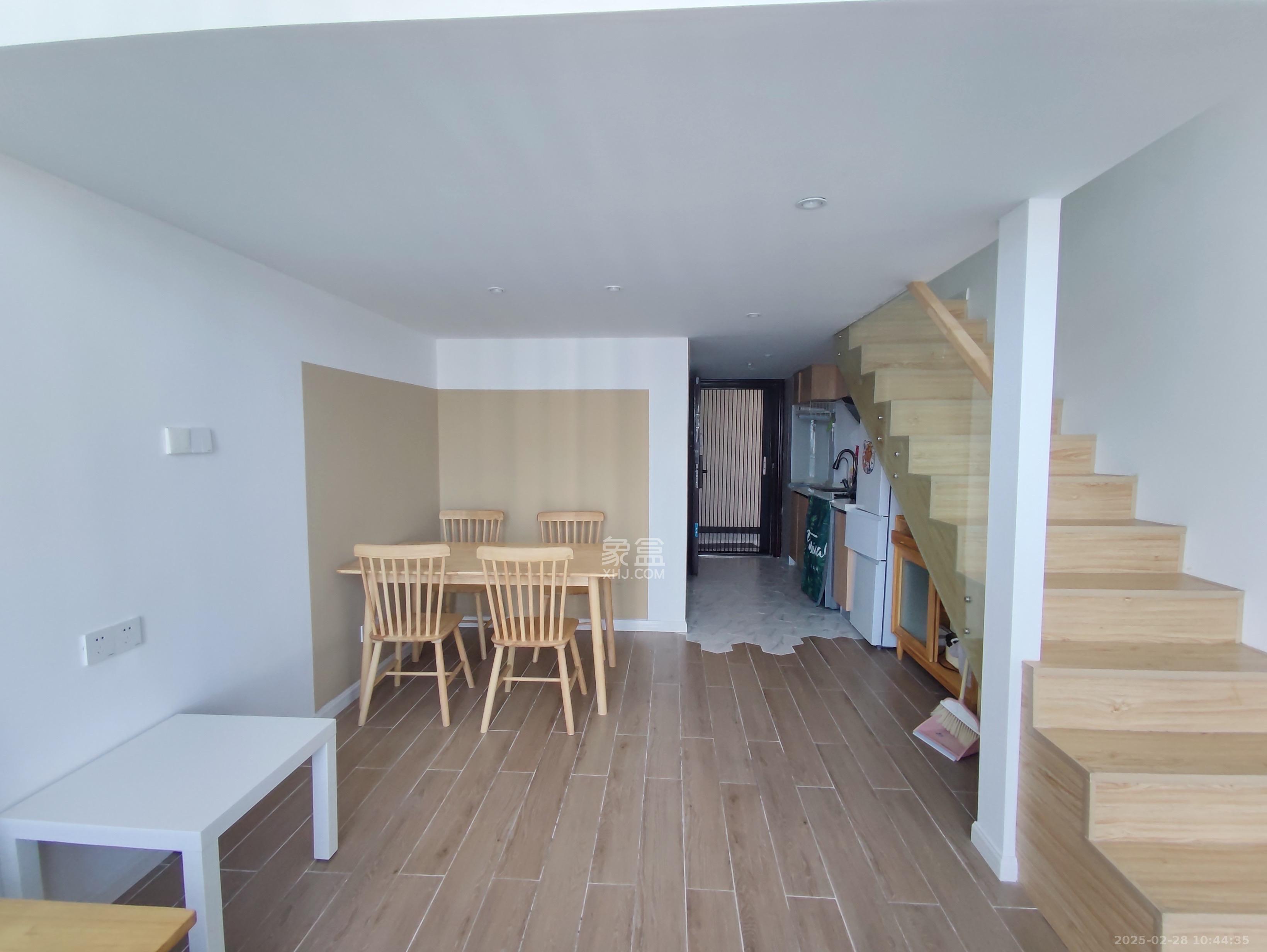 润和国际广场  1室0厅0卫    2600.0元/月 润和国际广场  1室0厅0卫    2600.0元/月室内图