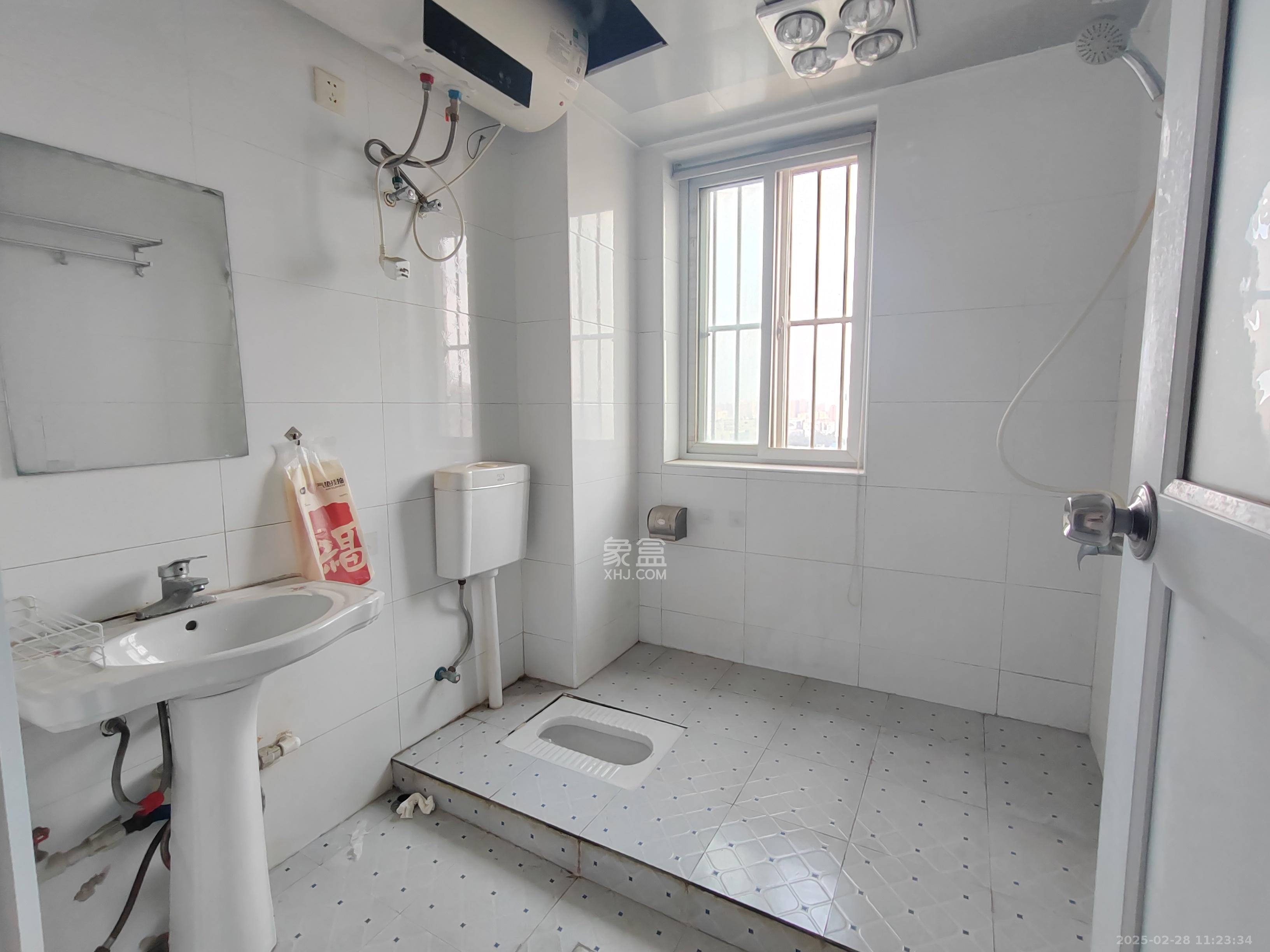 筑梦园 3室2厅2卫 2000.0元/月 筑梦园 3室2厅2卫 2000.0元/月室内图