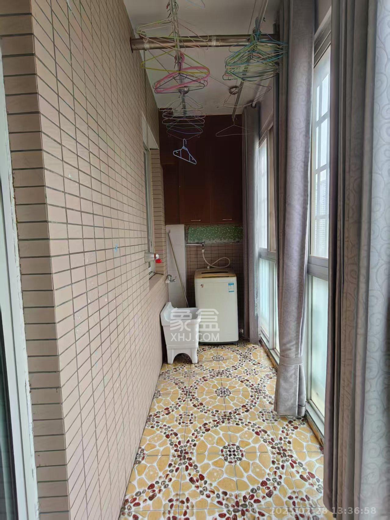 城市山水豪园（山水城市风景）  3室2厅1卫   2600.00元/月室内图