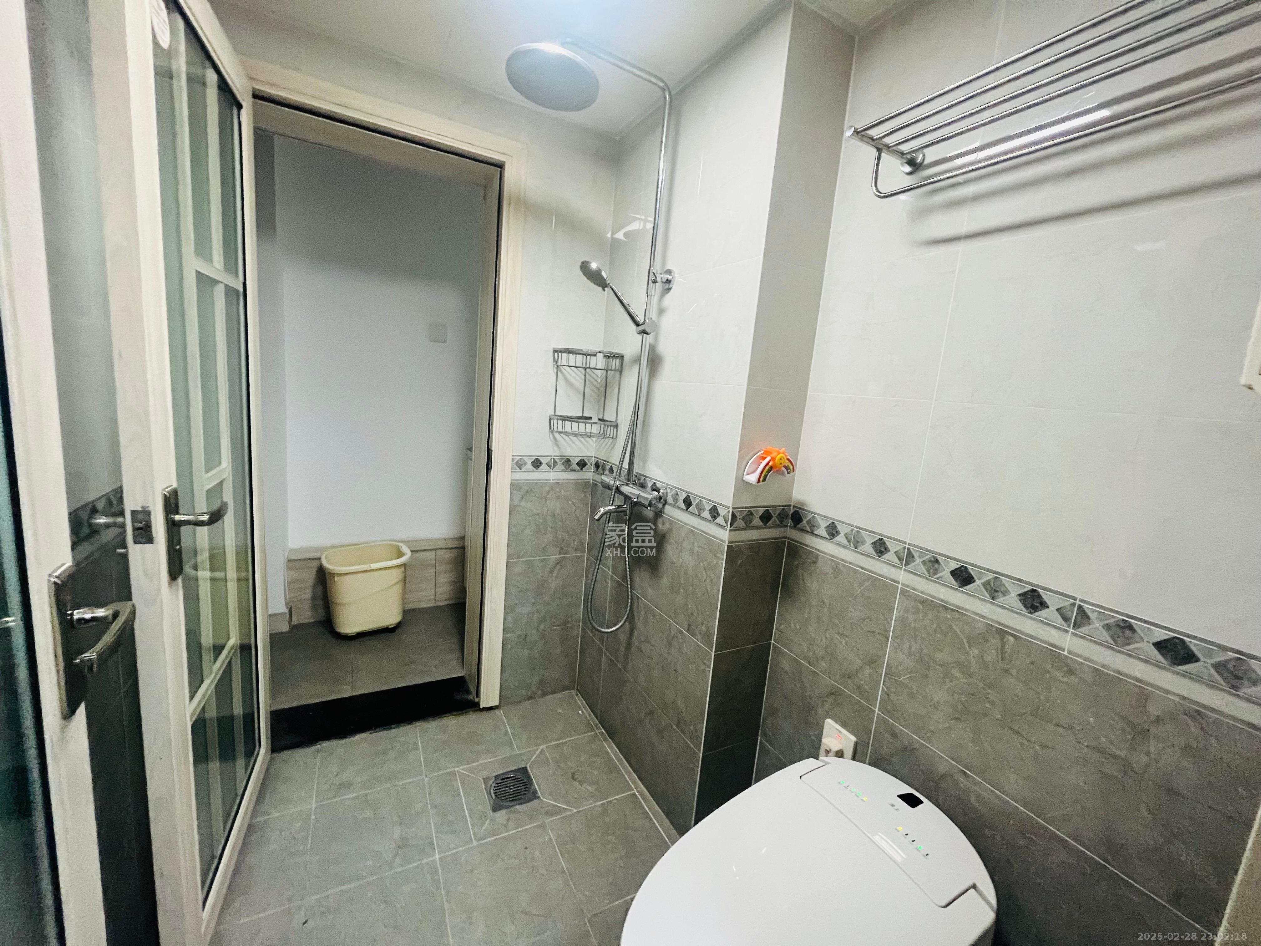 山水英伦 2室2厅1卫 4000.0元/月 山水英伦 2室2厅1卫 4000.0元/月室内图