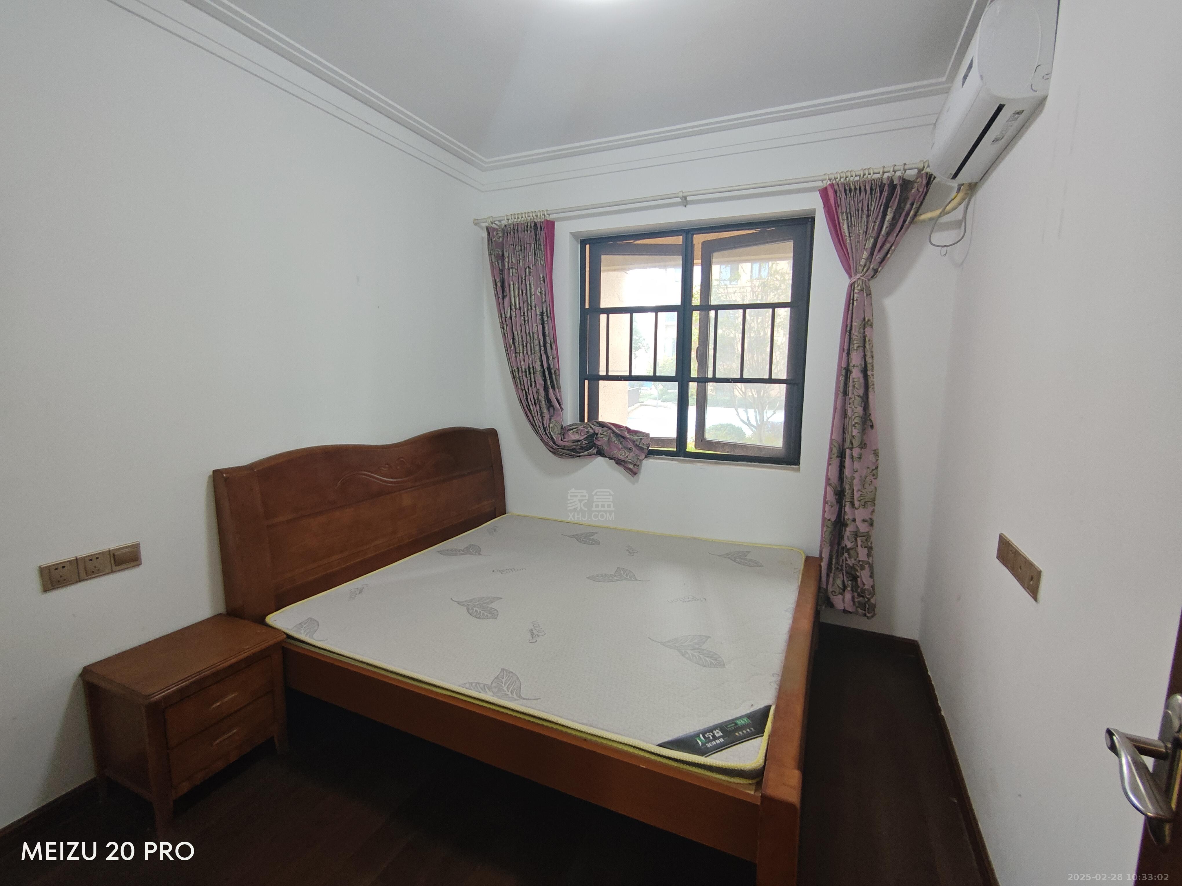 城际空间站 4室2厅2卫 1800.0元/月 城际空间站 4室2厅2卫 1800.0元/月室内图