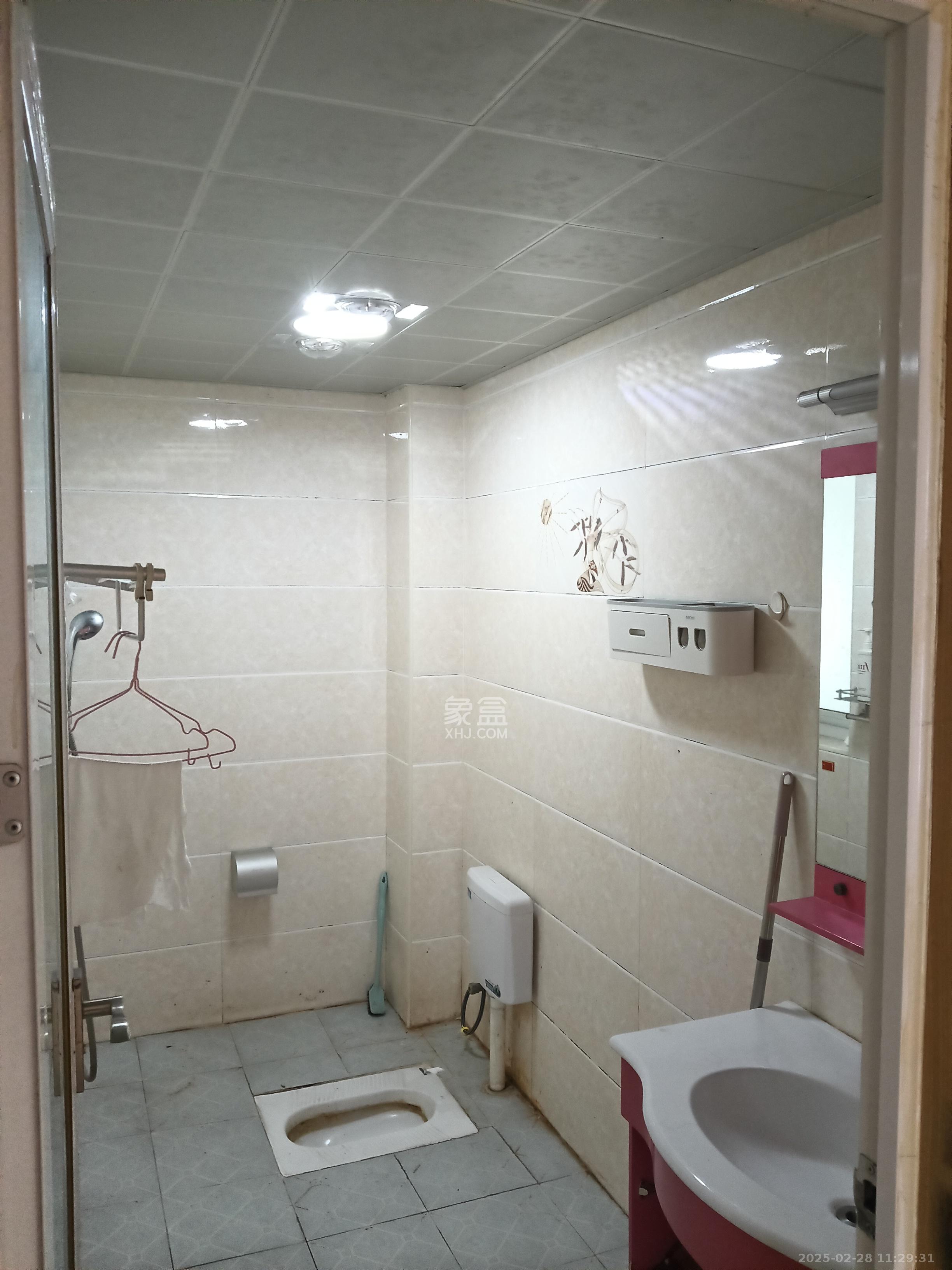 红树湾 2室2厅1卫 1400.0元/月 红树湾 2室2厅1卫 1400.0元/月室内图