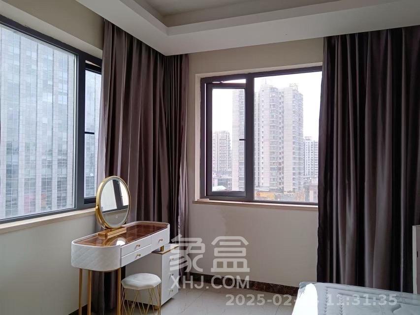 众东国际  1室1厅1卫   2011.00元/月室内图