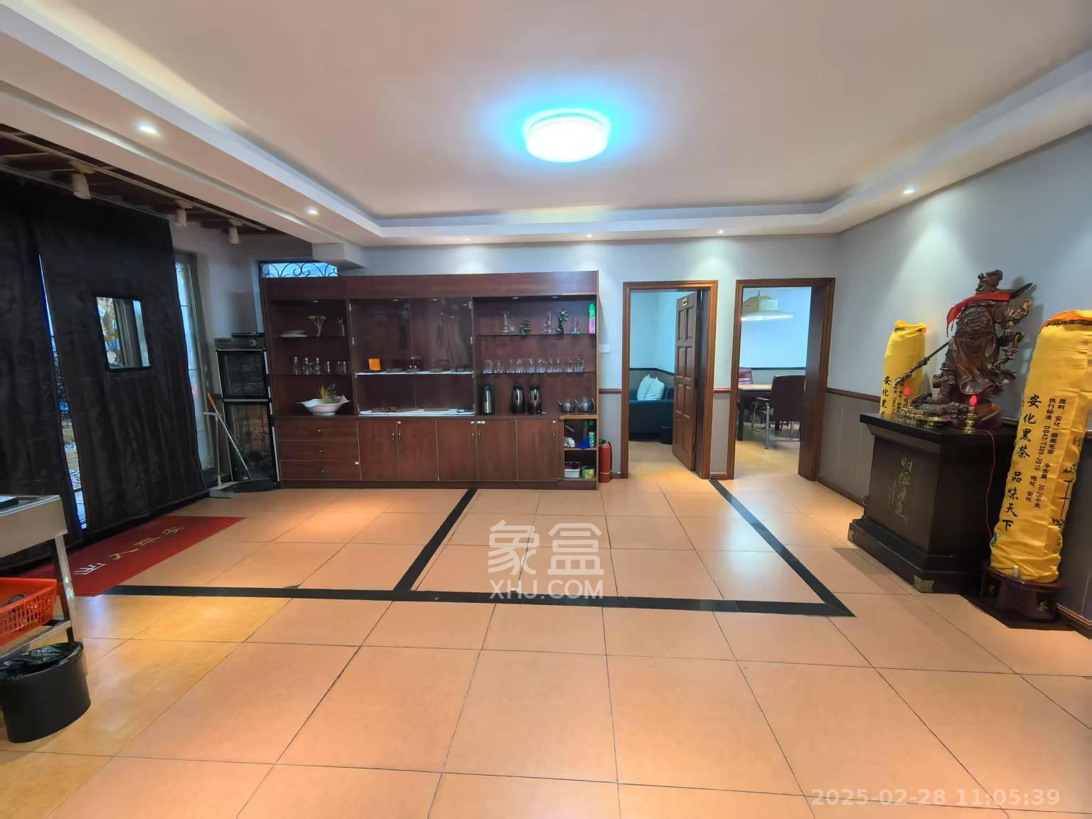 马王堆陶瓷建材新城 3室2厅1卫 4000.0元/月 马王堆陶瓷建材新城 3室2厅1卫 4000.0元/月室内图