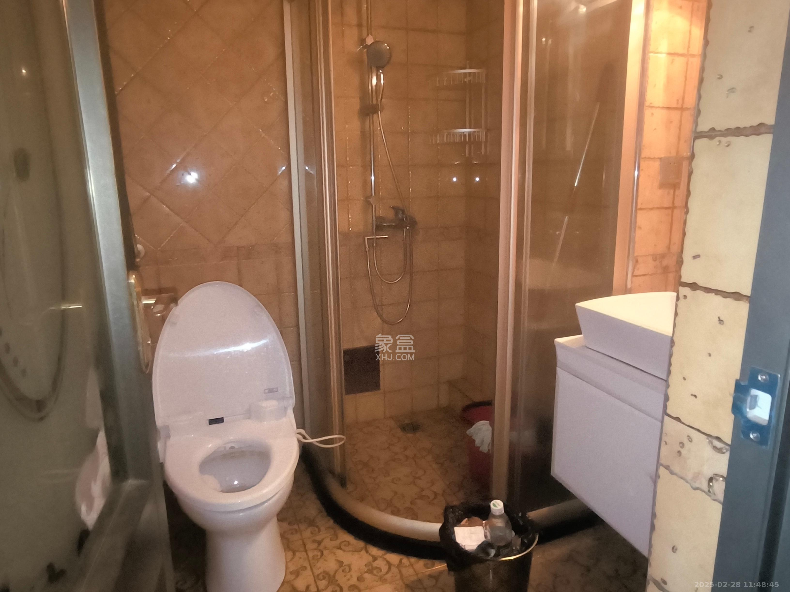 人瑞瀟湘國際  1室1廳1衛(wèi)   2800.00元/月室內(nèi)圖