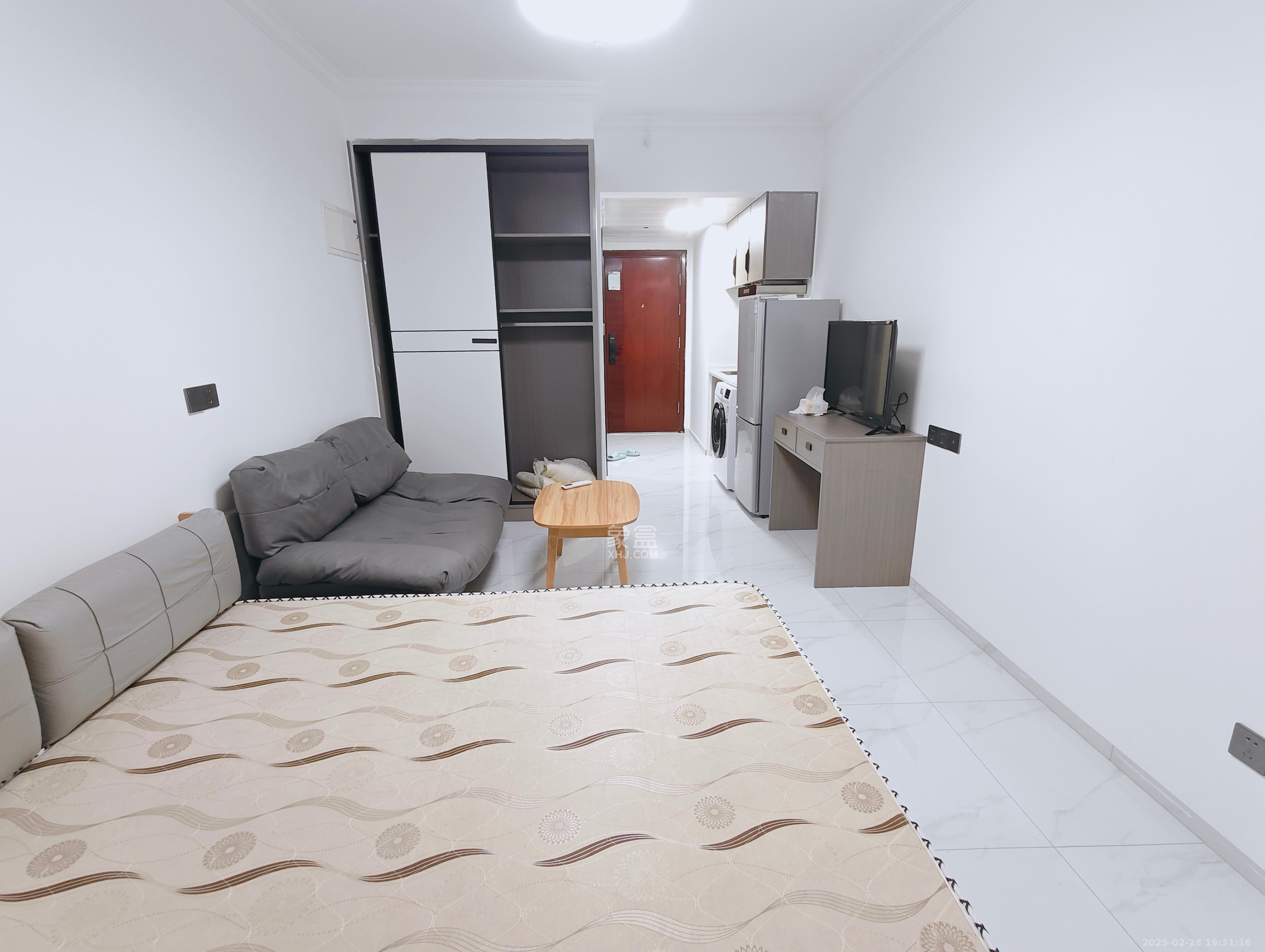 碧桂园城市之光 1室0厅1卫 1600.0元/月 碧桂园城市之光 1室0厅1卫 1600.0元/月室内图