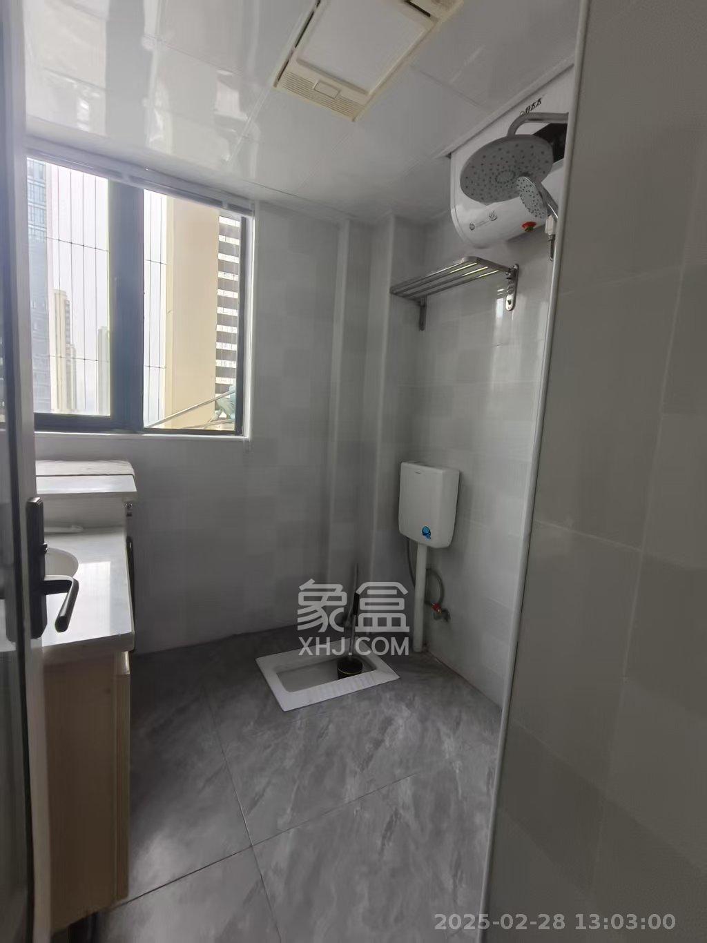 嘉宇银杉(嘉宇西苑) 2室1厅1卫 1600.0元/月 嘉宇银杉(嘉宇西苑) 2室1厅1卫 1600.0元/月室内图