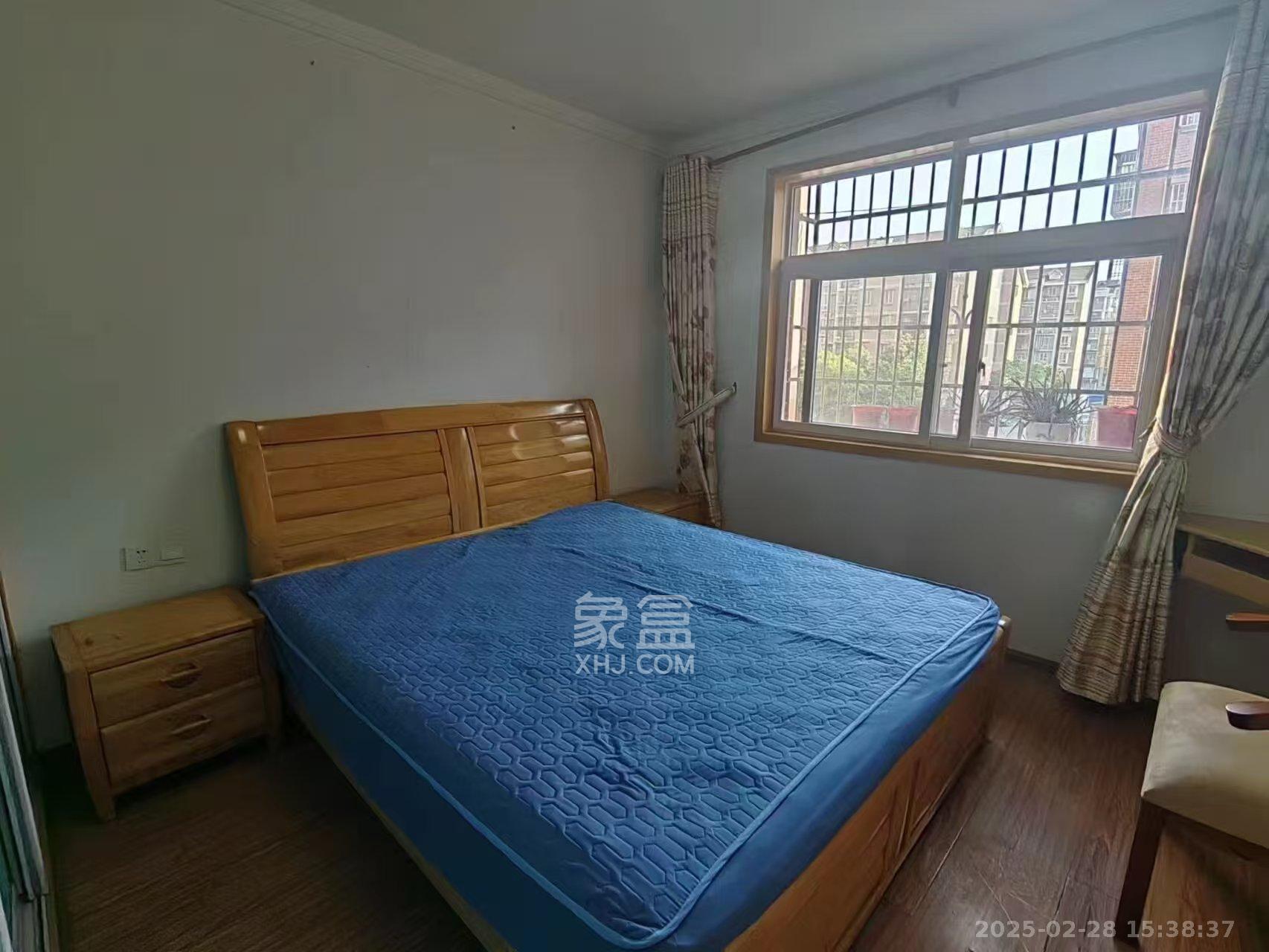 湘瑞家园  3室2厅1卫    1500.0元/月室内图