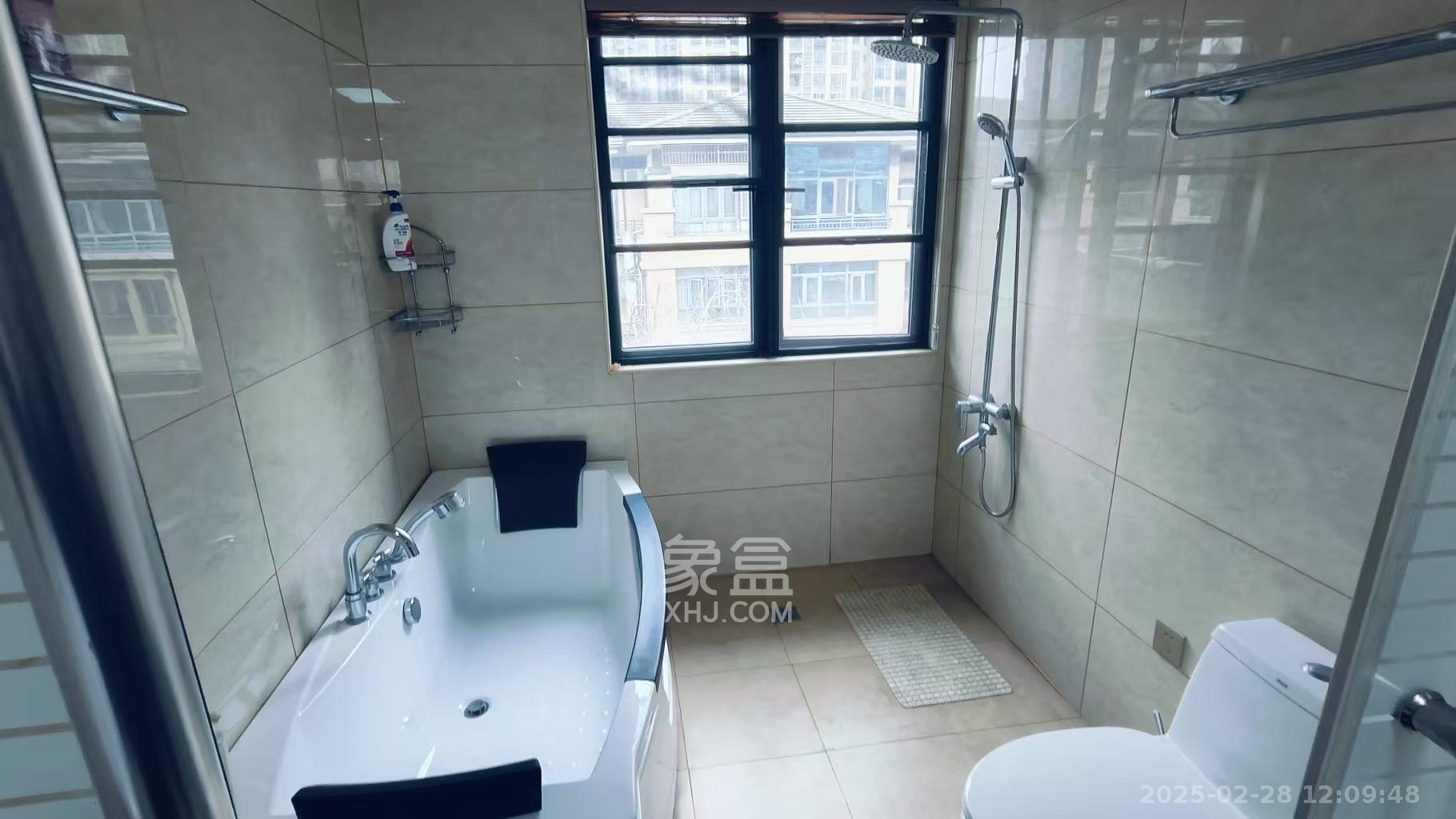 天麓尚层 5室2厅4卫 10000.0元/月 天麓尚层 5室2厅4卫 10000.0元/月室内图