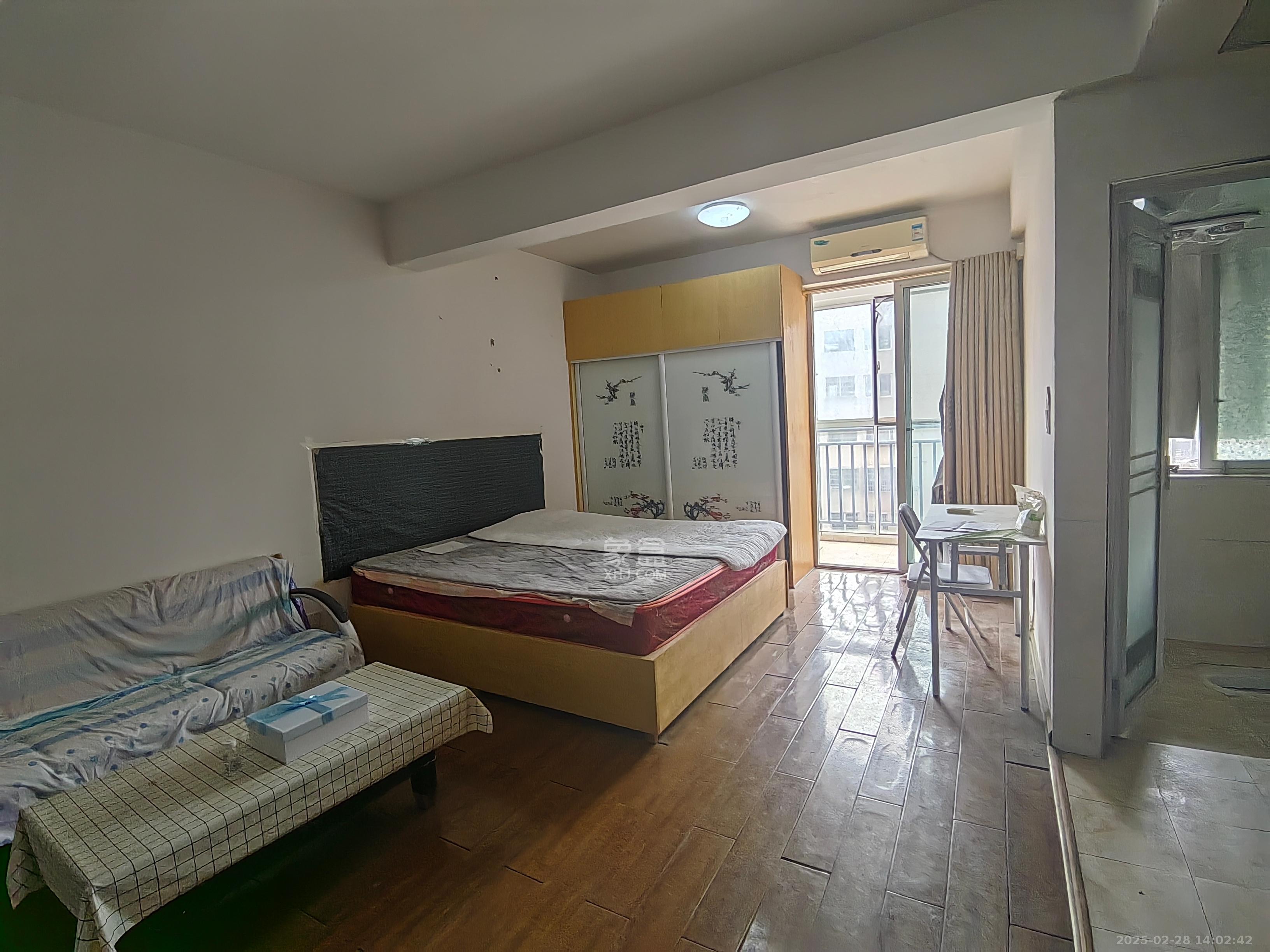 世景华庭  1室1厅1卫   1100.00元/月室内图