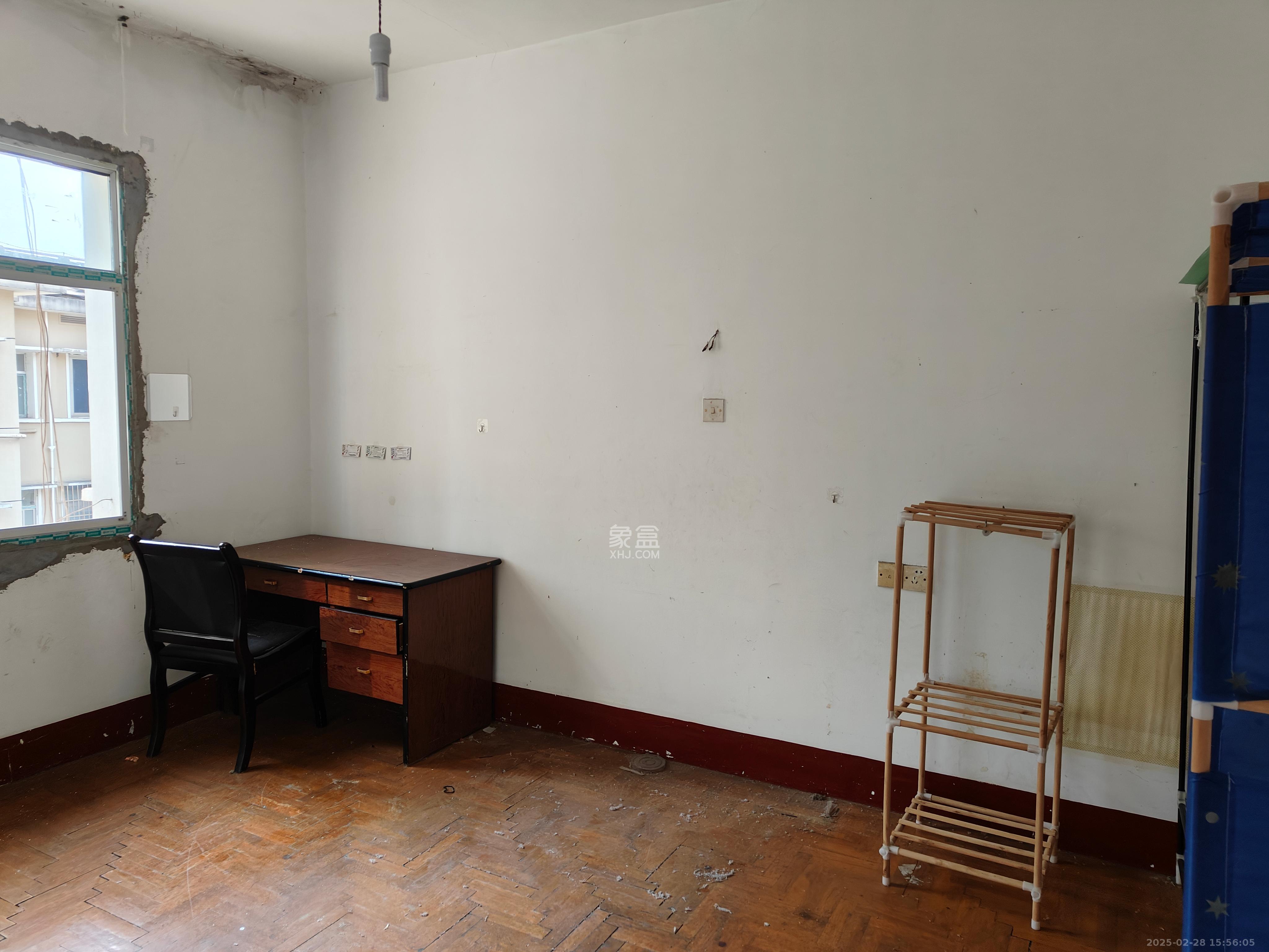 茅亭子  1室1厅1卫    1200.0元/月