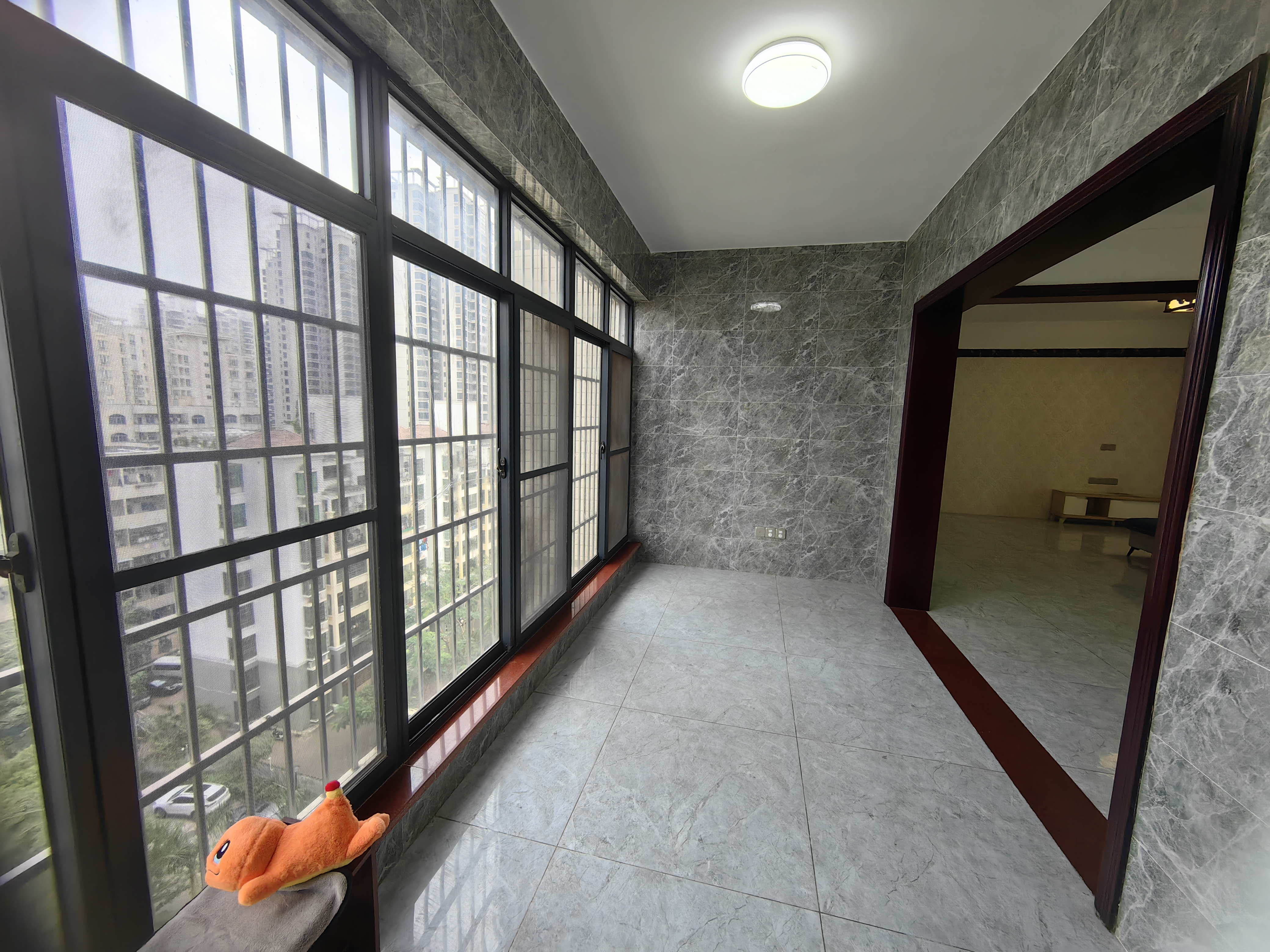 四季雅居 3室2厅2卫 200.0万 四季雅居 3室2厅2卫 200.0万客厅