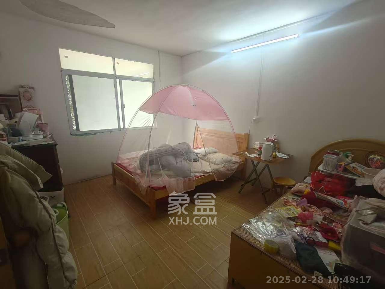文藝村  2室1廳1衛(wèi)   1800.00元/月室內(nèi)圖