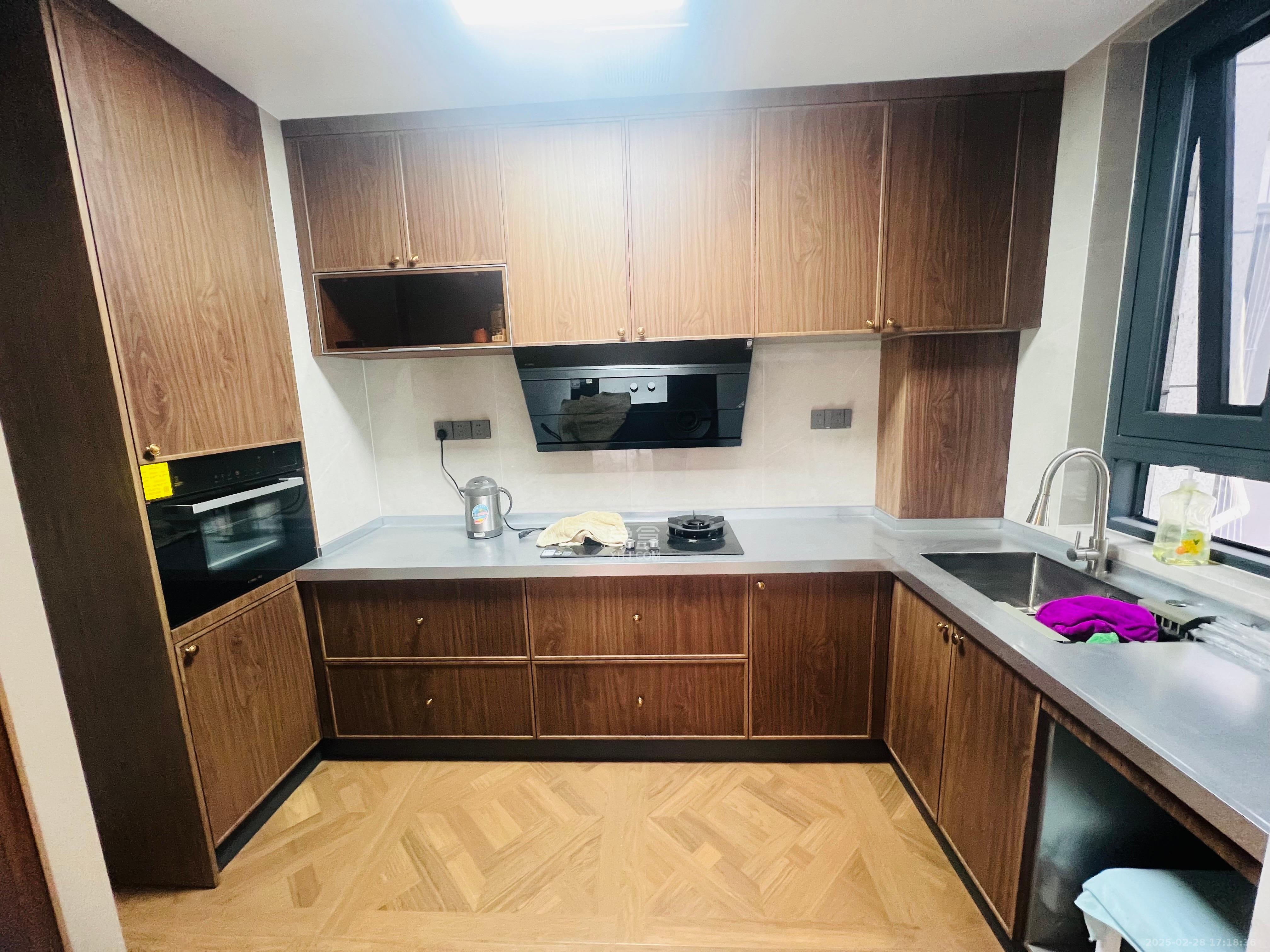 宝能公馆(美联天骄城五期) 4室2厅2卫 7500.0元/月 宝能公馆(美联天骄城五期) 4室2厅2卫 7500.0元/月室内图