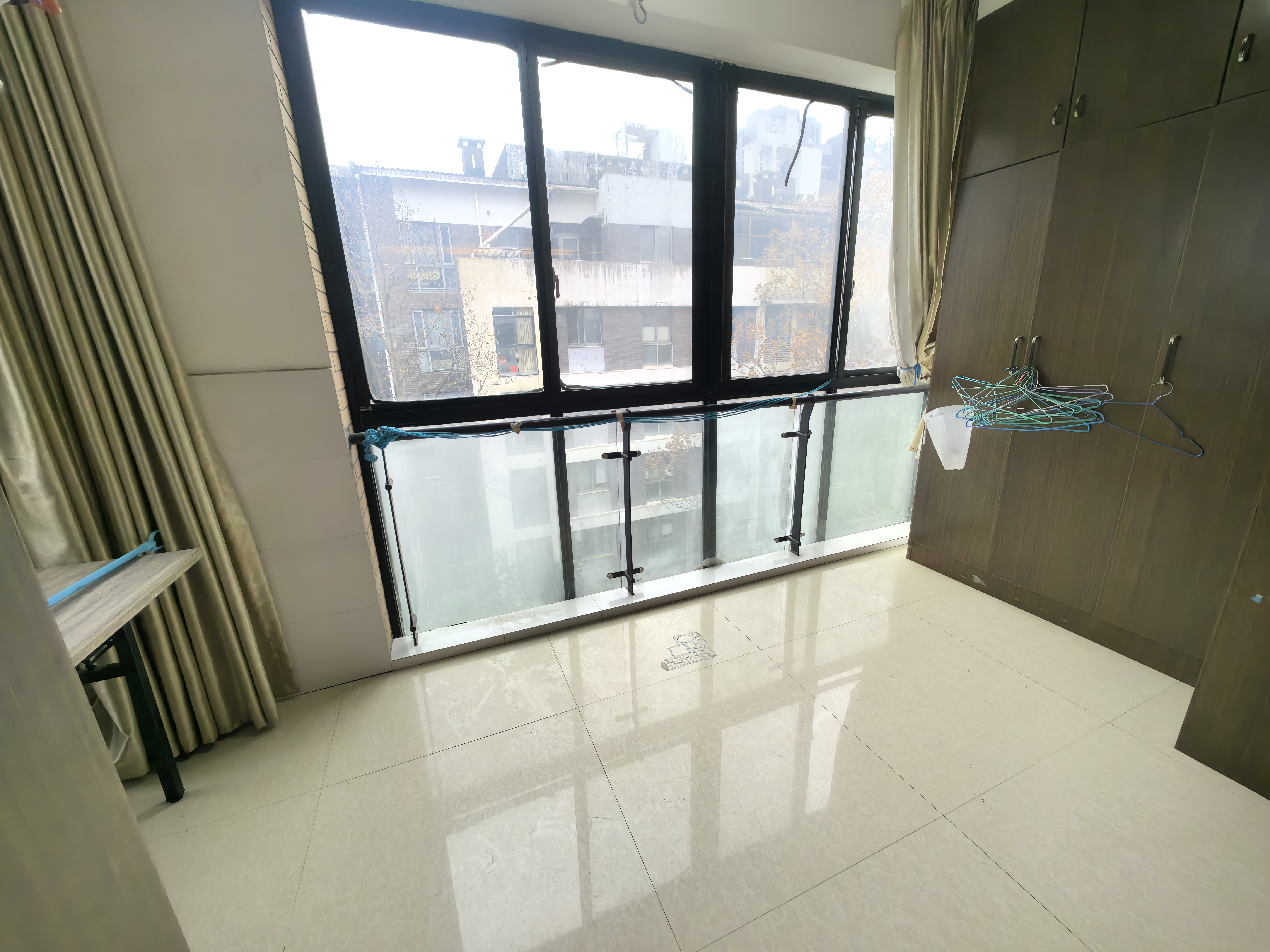 莱茵小镇  3室2厅1卫    39.8万 莱茵小镇  3室2厅1卫    39.8万室内图