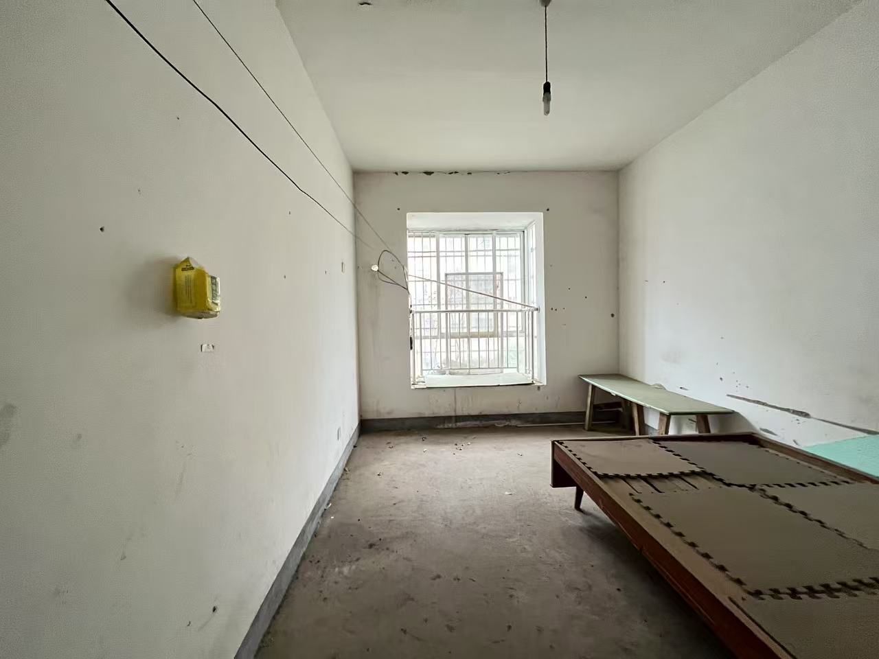安泰小区  3室2厅2卫   43.00万室内图