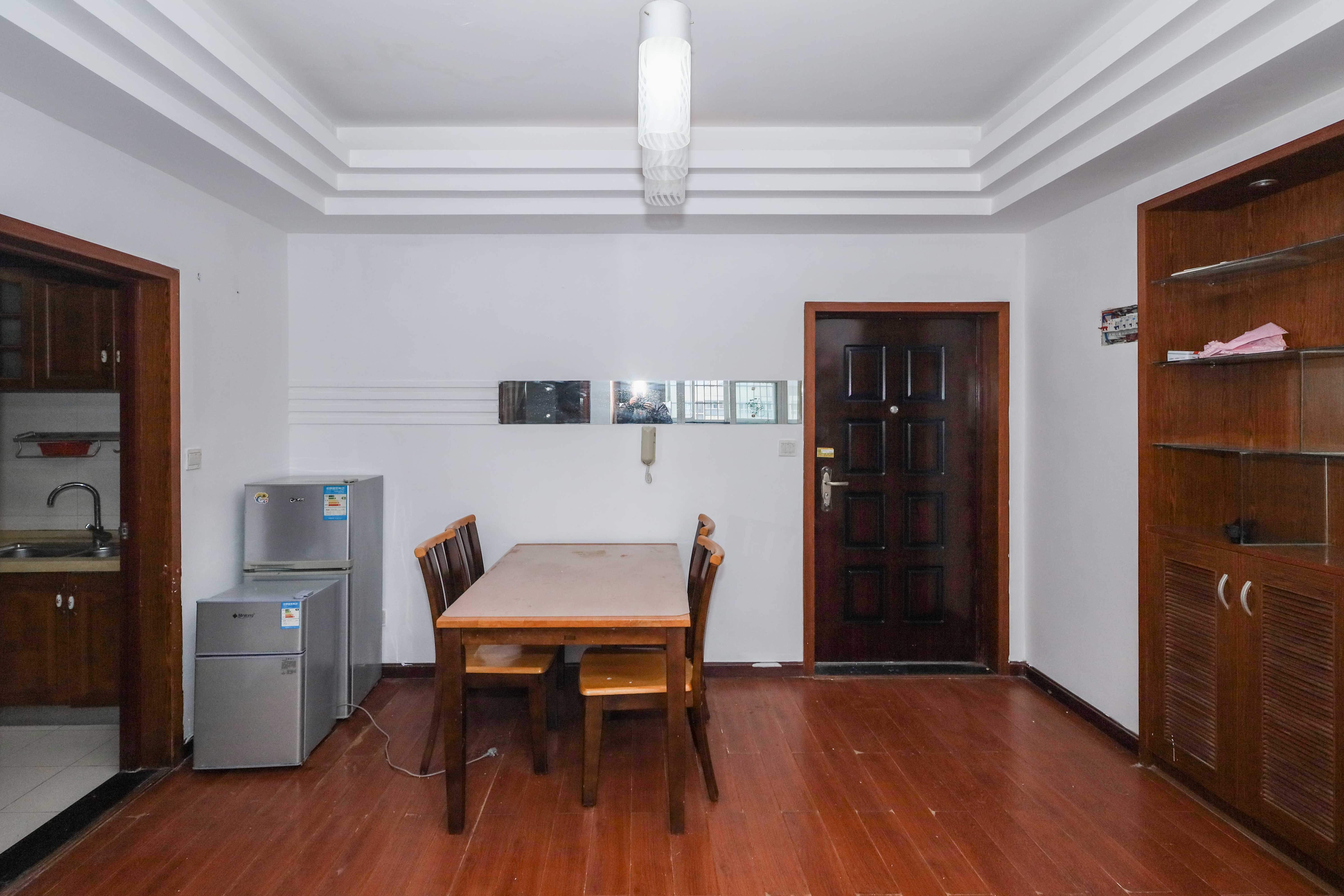 麓山润城  2室2厅1卫    48.0万其他