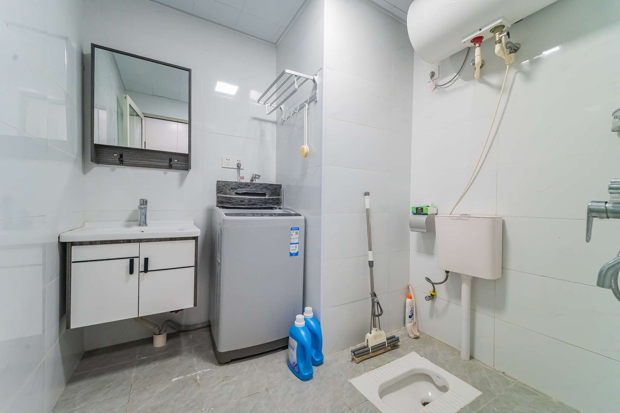 中建悦和城  1室0厅1卫    45.0万 中建悦和城  1室0厅1卫    45.0万卫生间