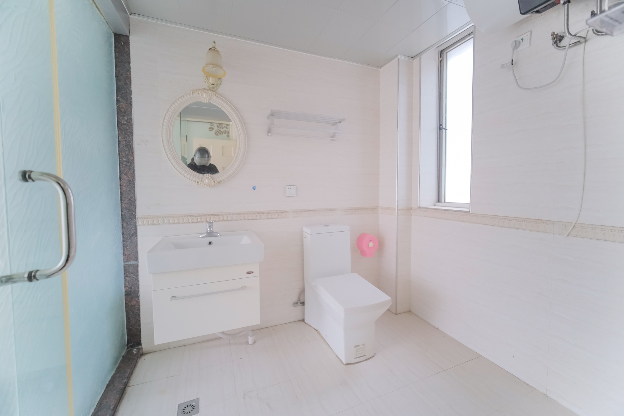 红树湾  3室2厅2卫    65.0万 红树湾  3室2厅2卫    65.0万卫生间