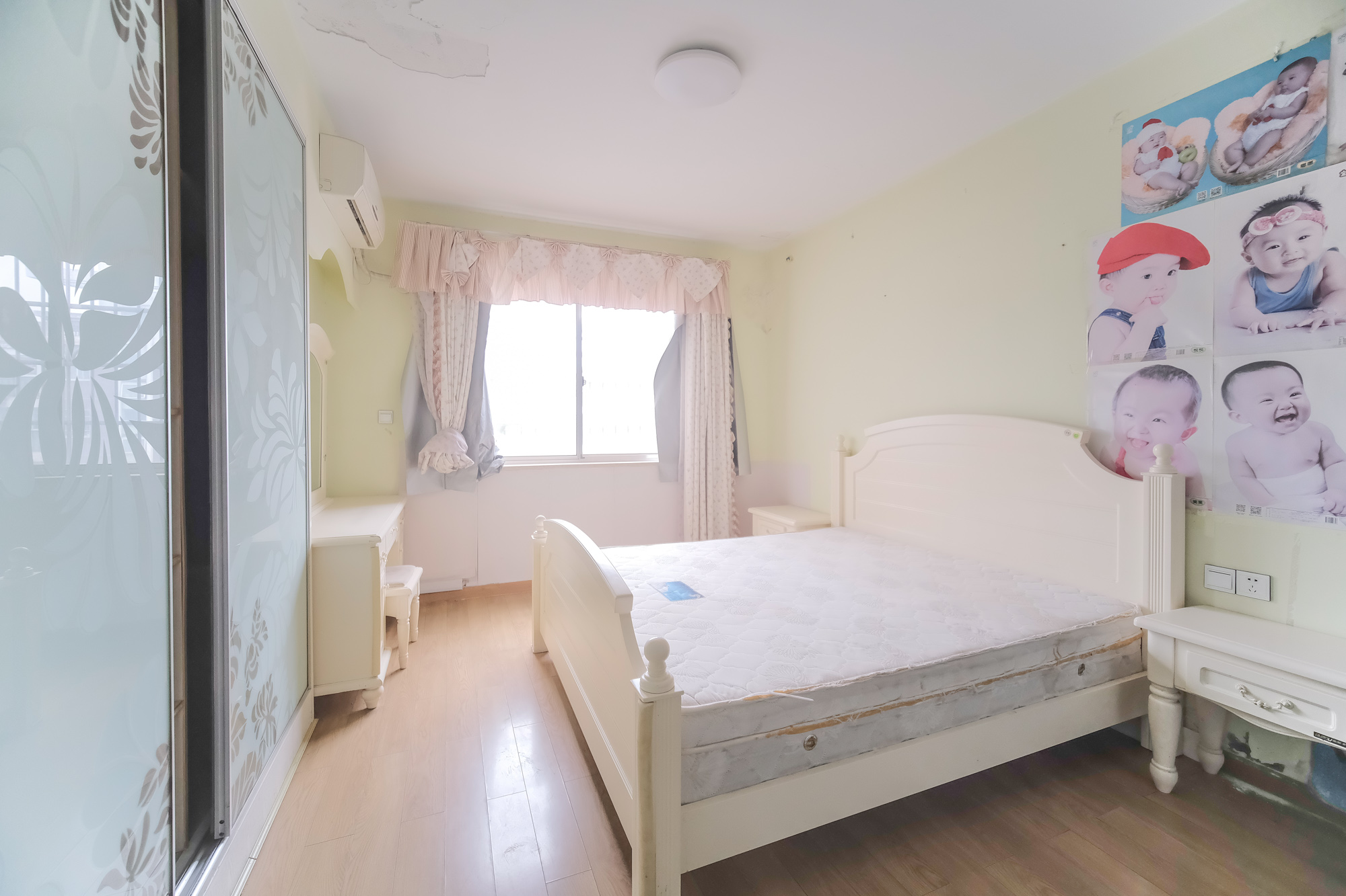 红树湾  3室2厅2卫    65.0万 红树湾  3室2厅2卫    65.0万卧室