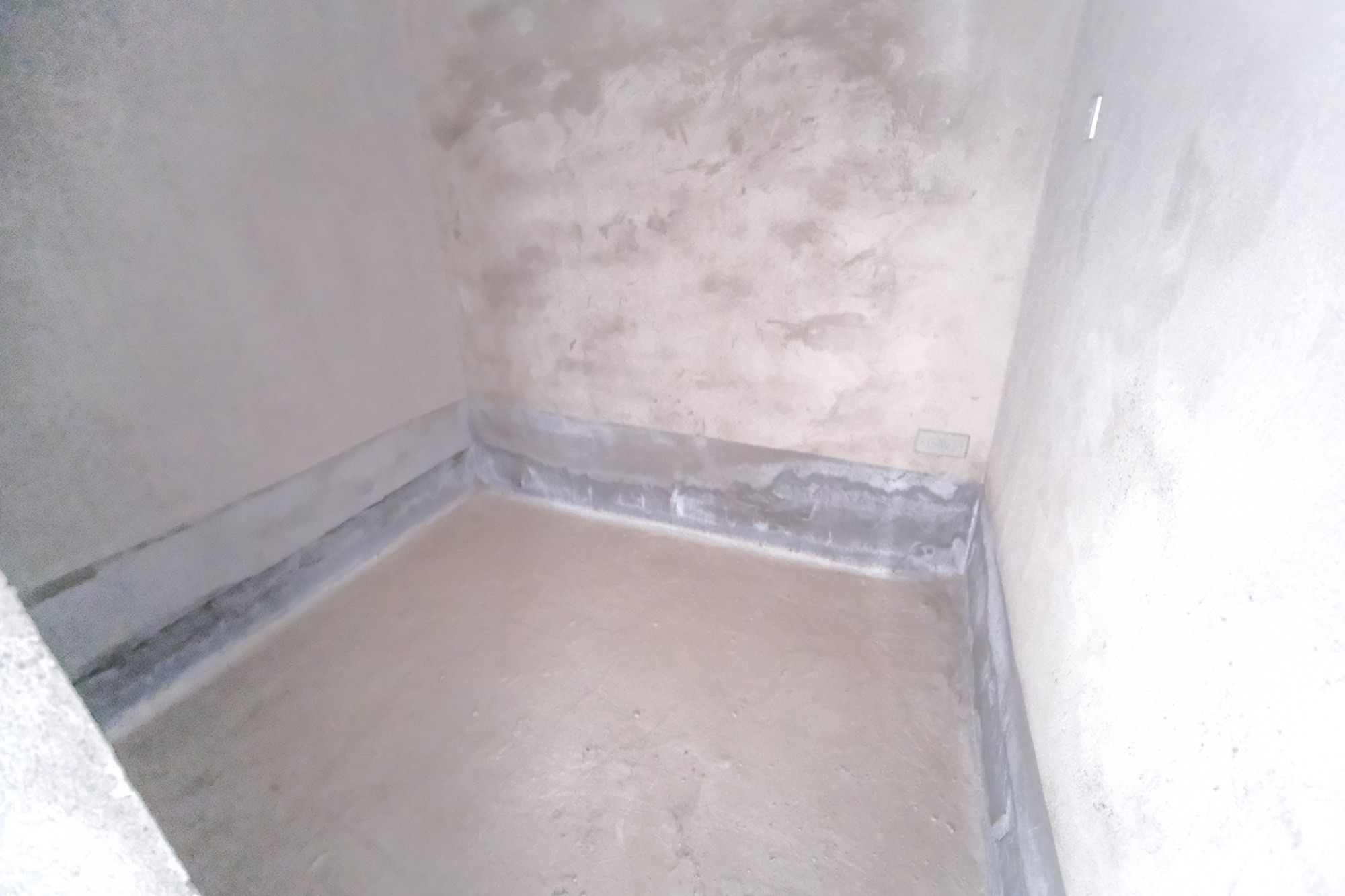 合能枫丹新里  6室2厅2卫    260.0万 合能枫丹新里  6室2厅2卫    260.0万卫生间