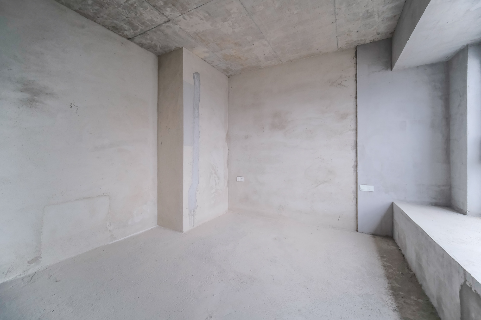 合能枫丹新里  6室2厅2卫    260.0万 合能枫丹新里  6室2厅2卫    260.0万卧室