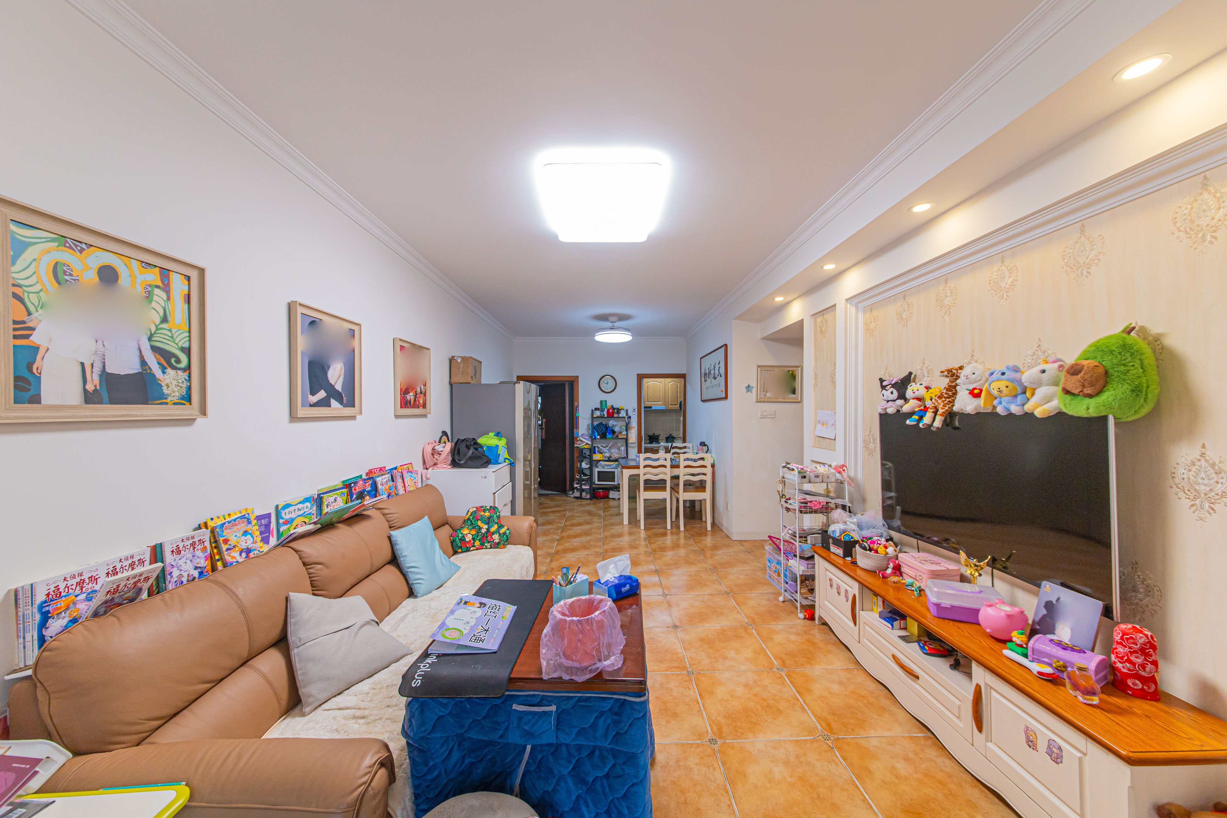 中建芙蓉嘉苑 3室2厅1卫 85.0万 中建芙蓉嘉苑 3室2厅1卫 85.0万客厅