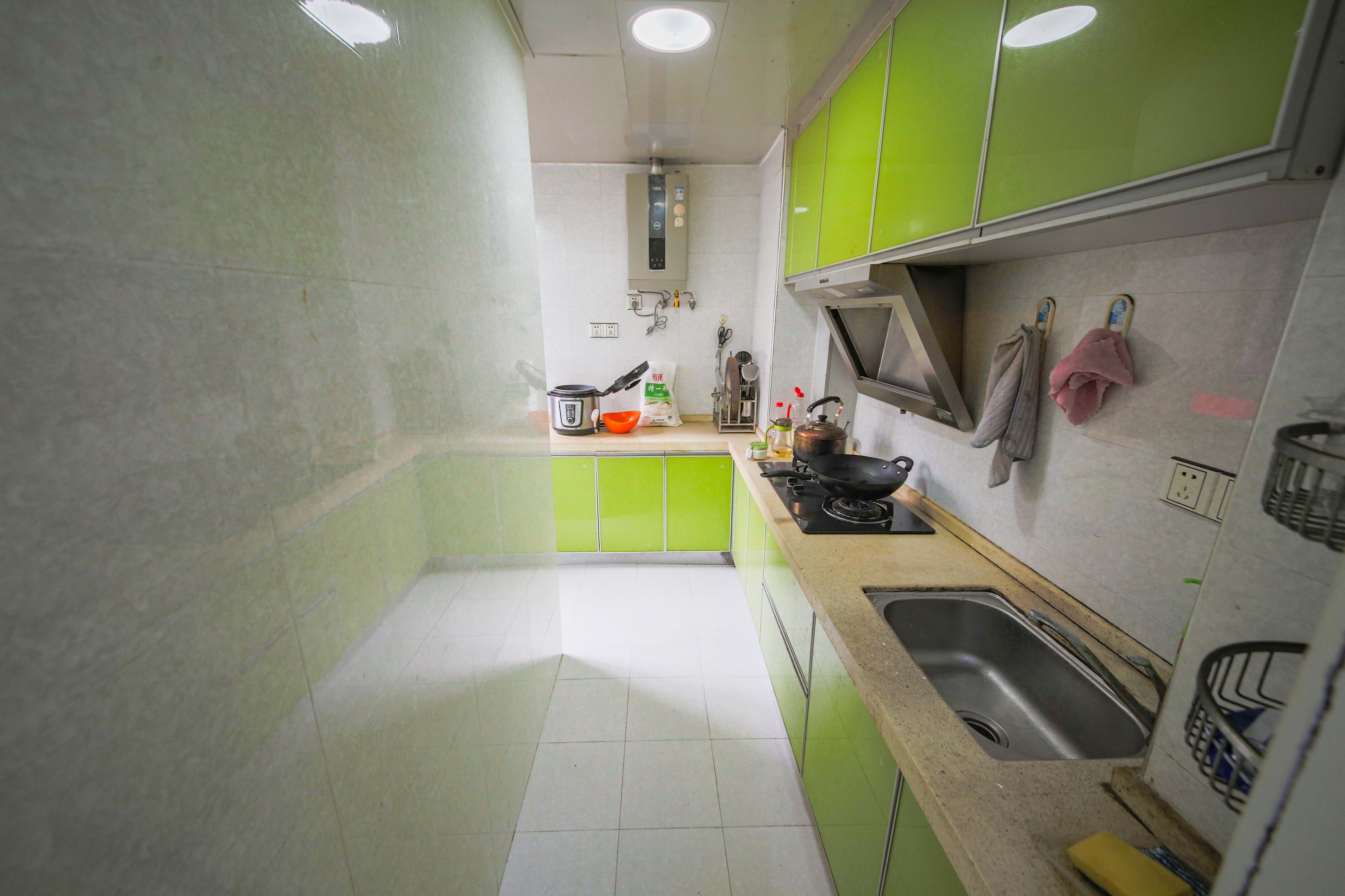 和庄  3室2厅1卫    59.0万 和庄  3室2厅1卫    59.0万厨房