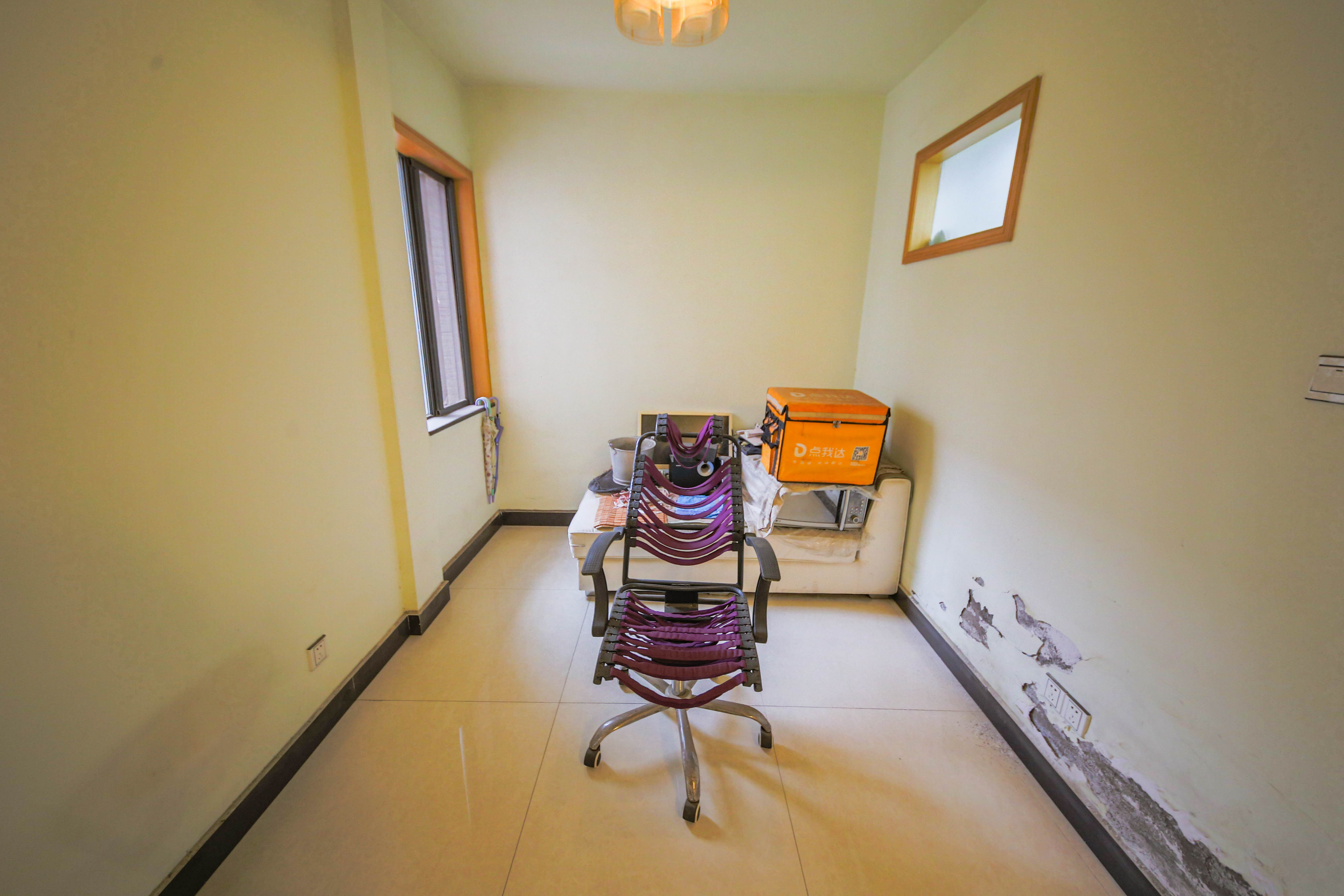 和庄  3室2厅1卫    59.0万 和庄  3室2厅1卫    59.0万客厅