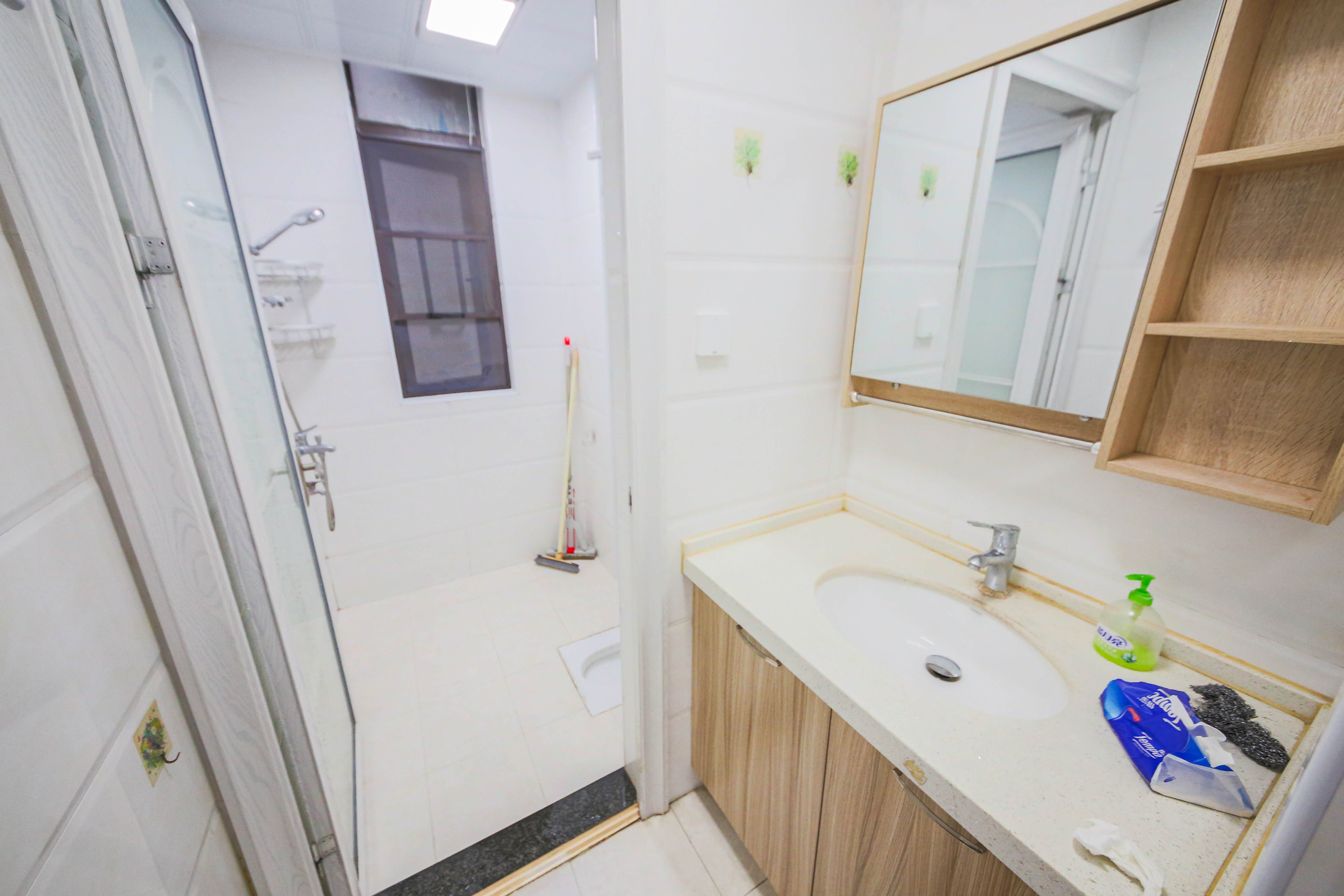 中建信和城  3室1厅1卫   120.00万卫生间