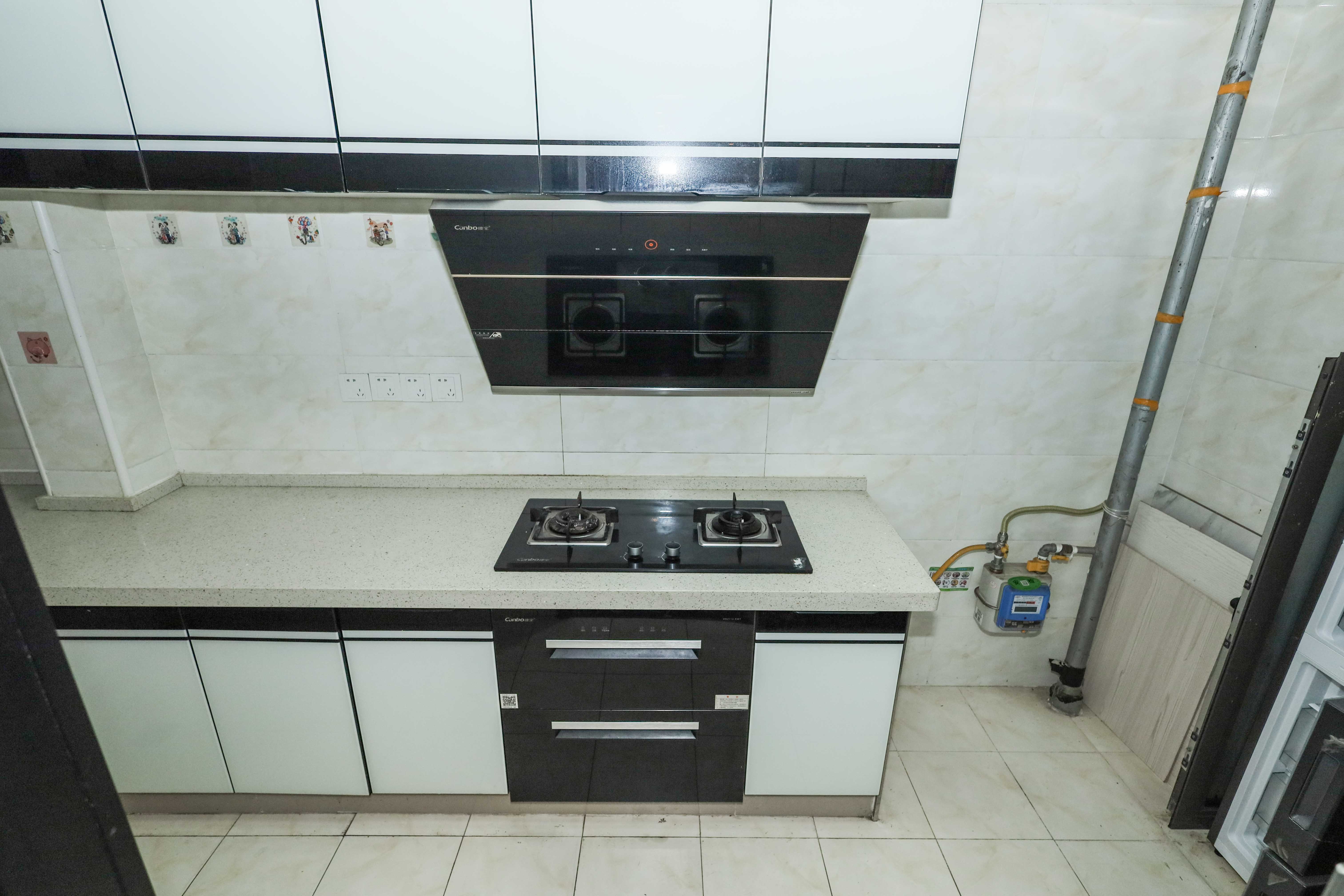 梅溪湖合能璞丽 3室2厅2卫 130.0万 梅溪湖合能璞丽 3室2厅2卫 130.0万厨房