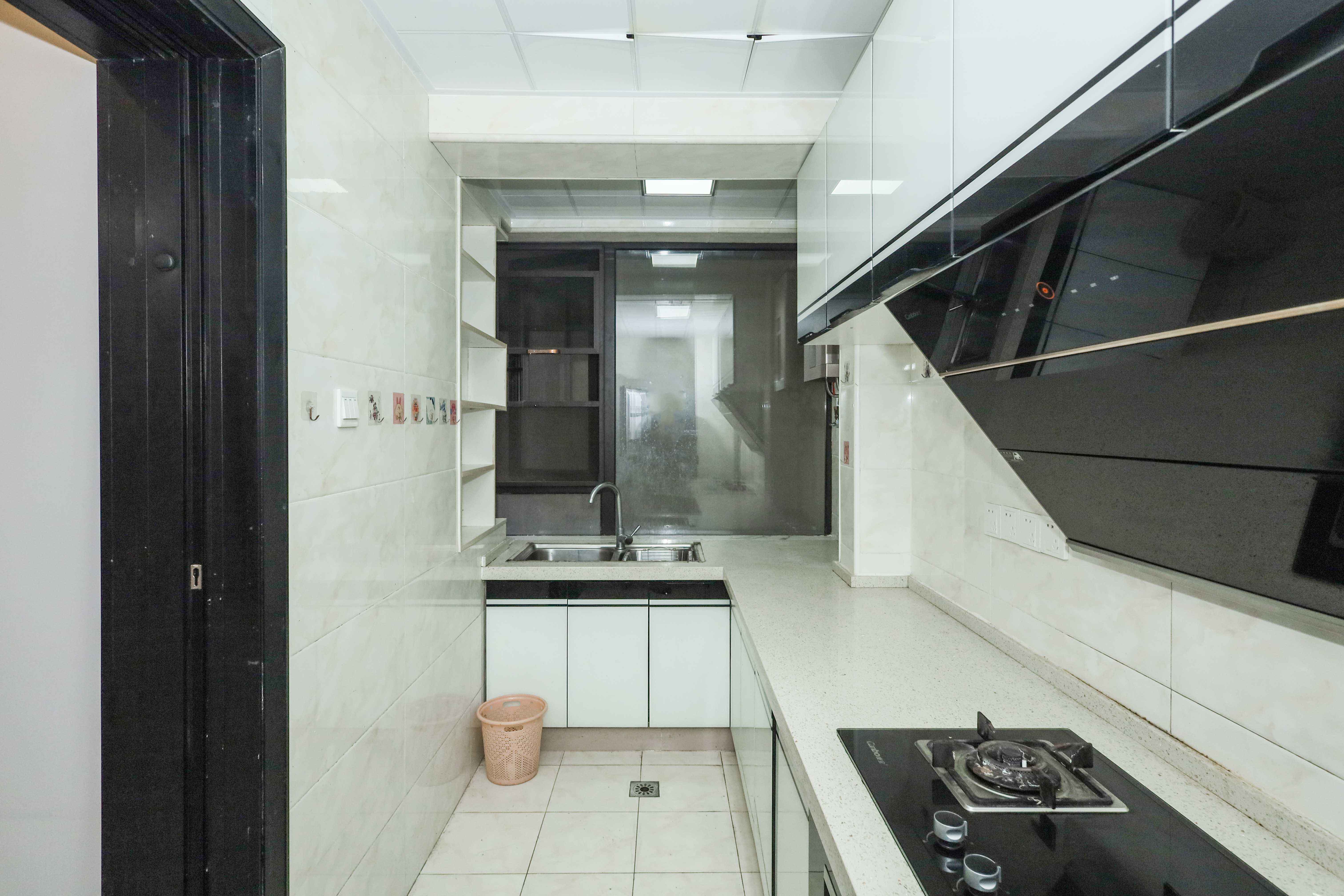 梅溪湖合能璞丽 3室2厅2卫 130.0万 梅溪湖合能璞丽 3室2厅2卫 130.0万厨房