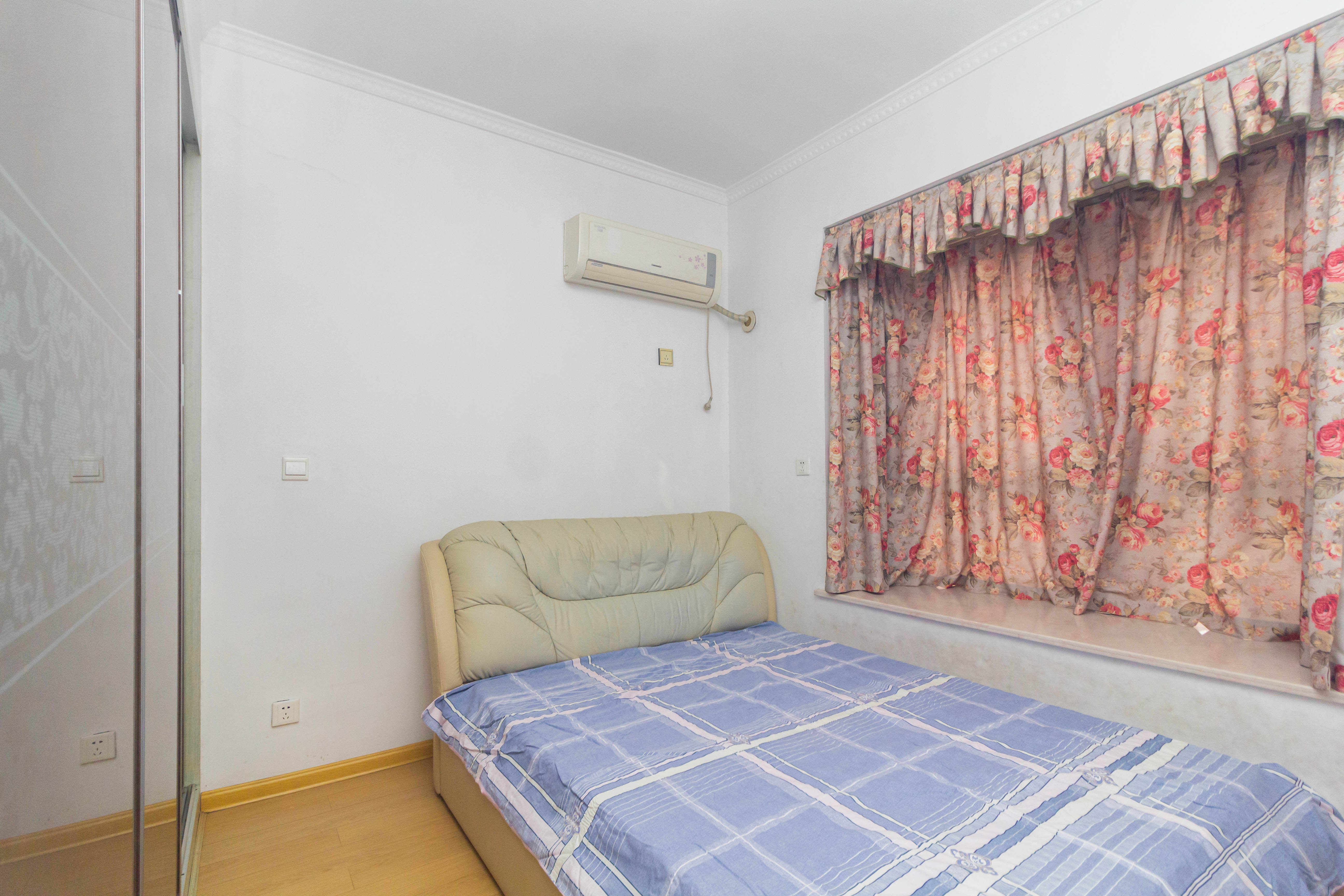 明天一城 2室2厅1卫 52.8万 明天一城 2室2厅1卫 52.8万卧室