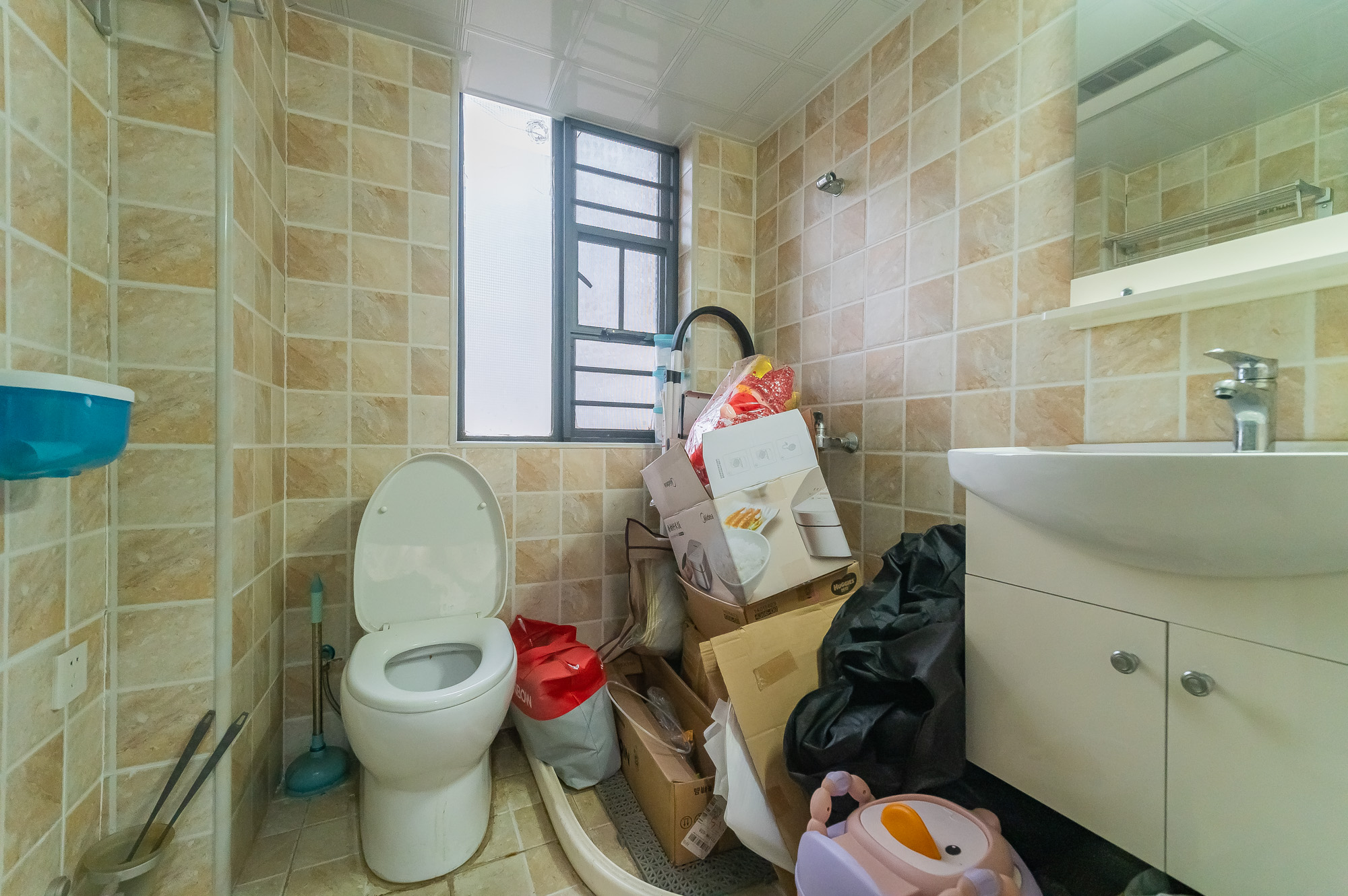 深业睿城 4室2厅2卫 117.8万 深业睿城 4室2厅2卫 117.8万卫生间