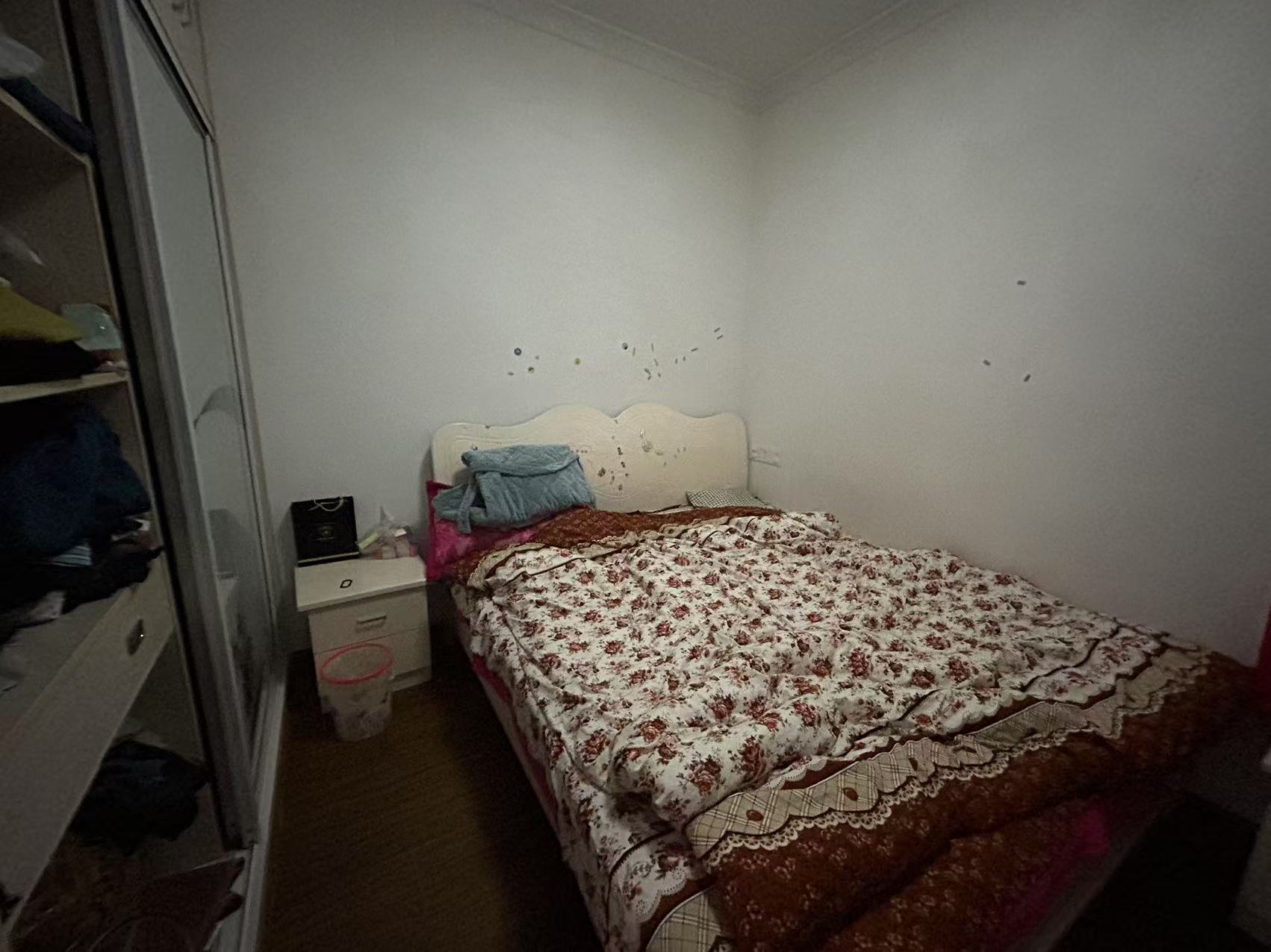 美的城三期  2室2厅1卫    30.0万 美的城三期  2室2厅1卫    30.0万室内图