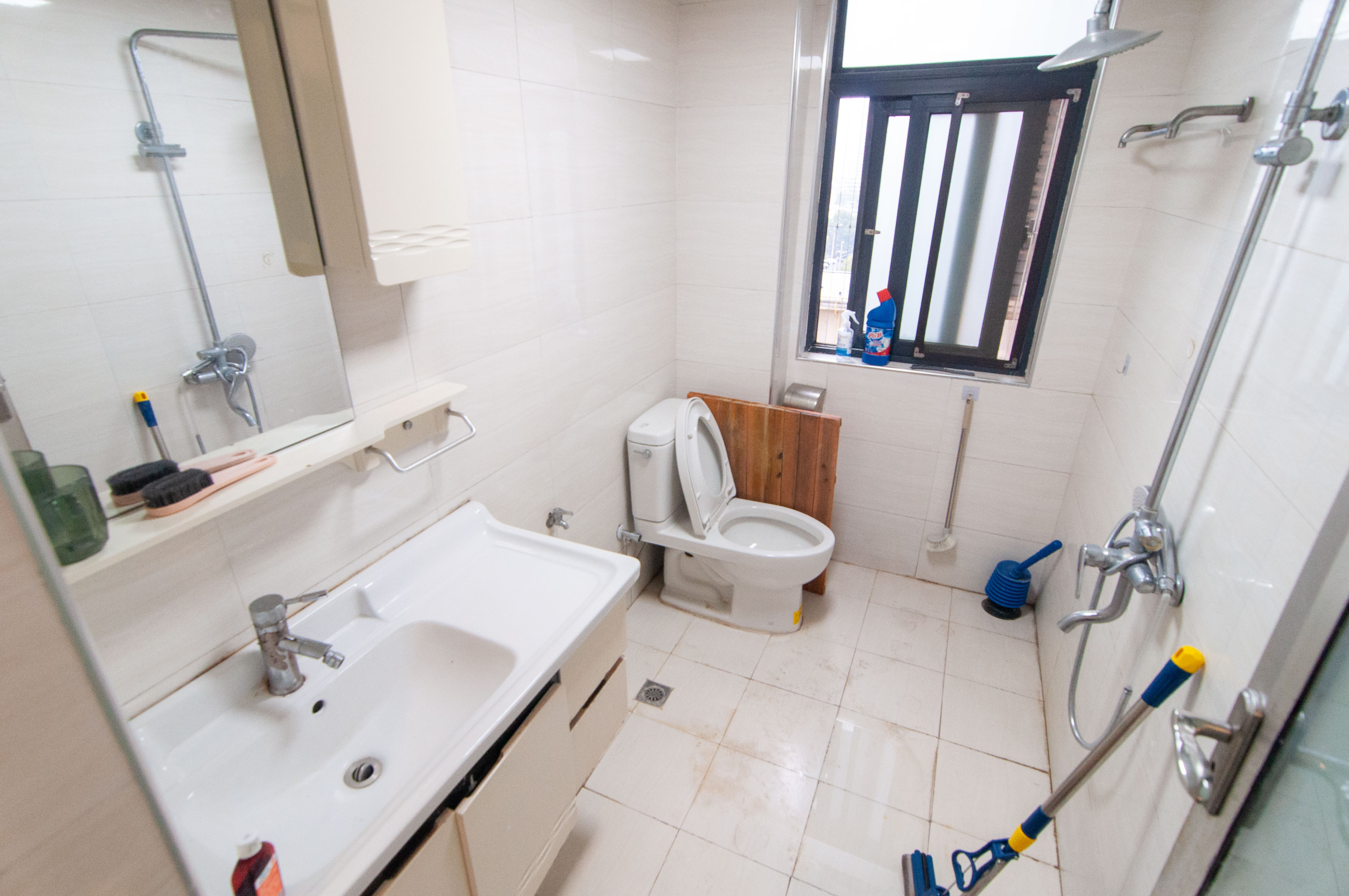 高鑫麓城 3室2厅1卫 102.0万 高鑫麓城 3室2厅1卫 102.0万卫生间