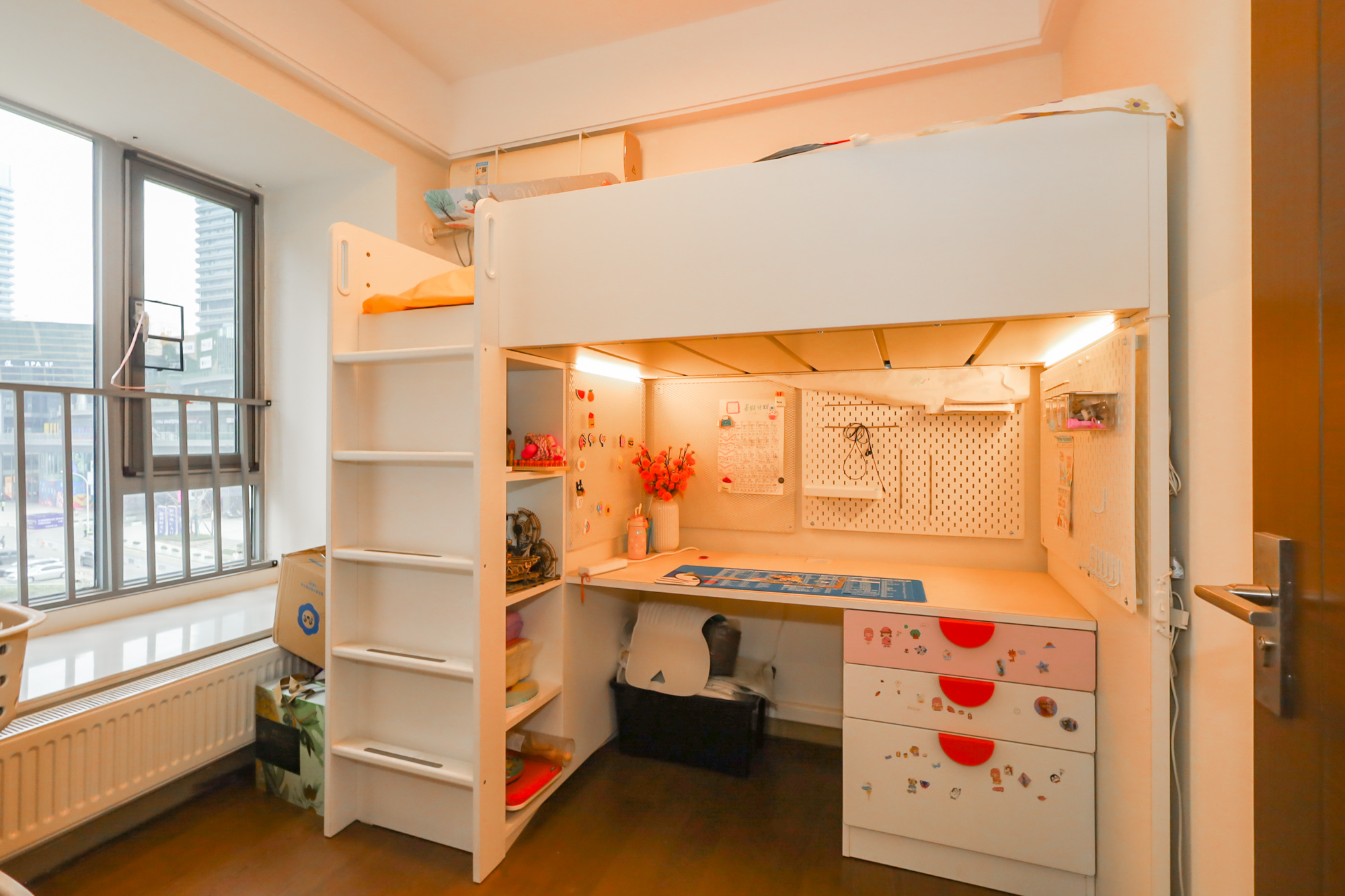 保利天禧C区  4室2厅2卫    218.0万 保利天禧C区  4室2厅2卫    218.0万卧室