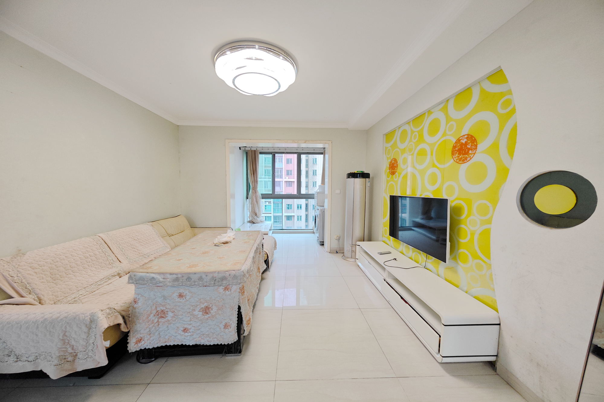 新城新世界一二三期  3室2厅1卫    95.0万 新城新世界一二三期  3室2厅1卫    95.0万客厅