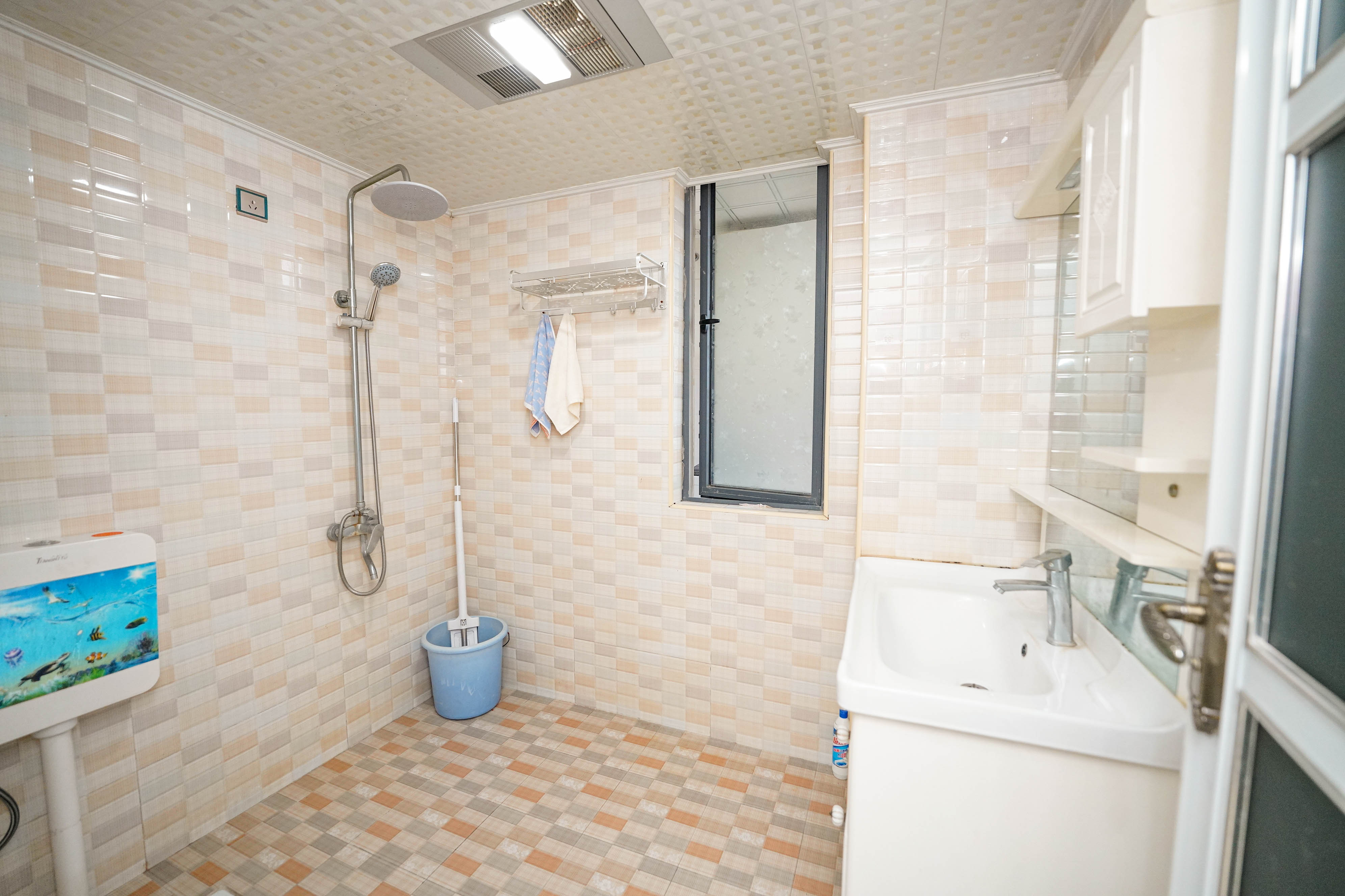 五矿格澜郡  3室2厅1卫    62.0万 五矿格澜郡  3室2厅1卫    62.0万其他