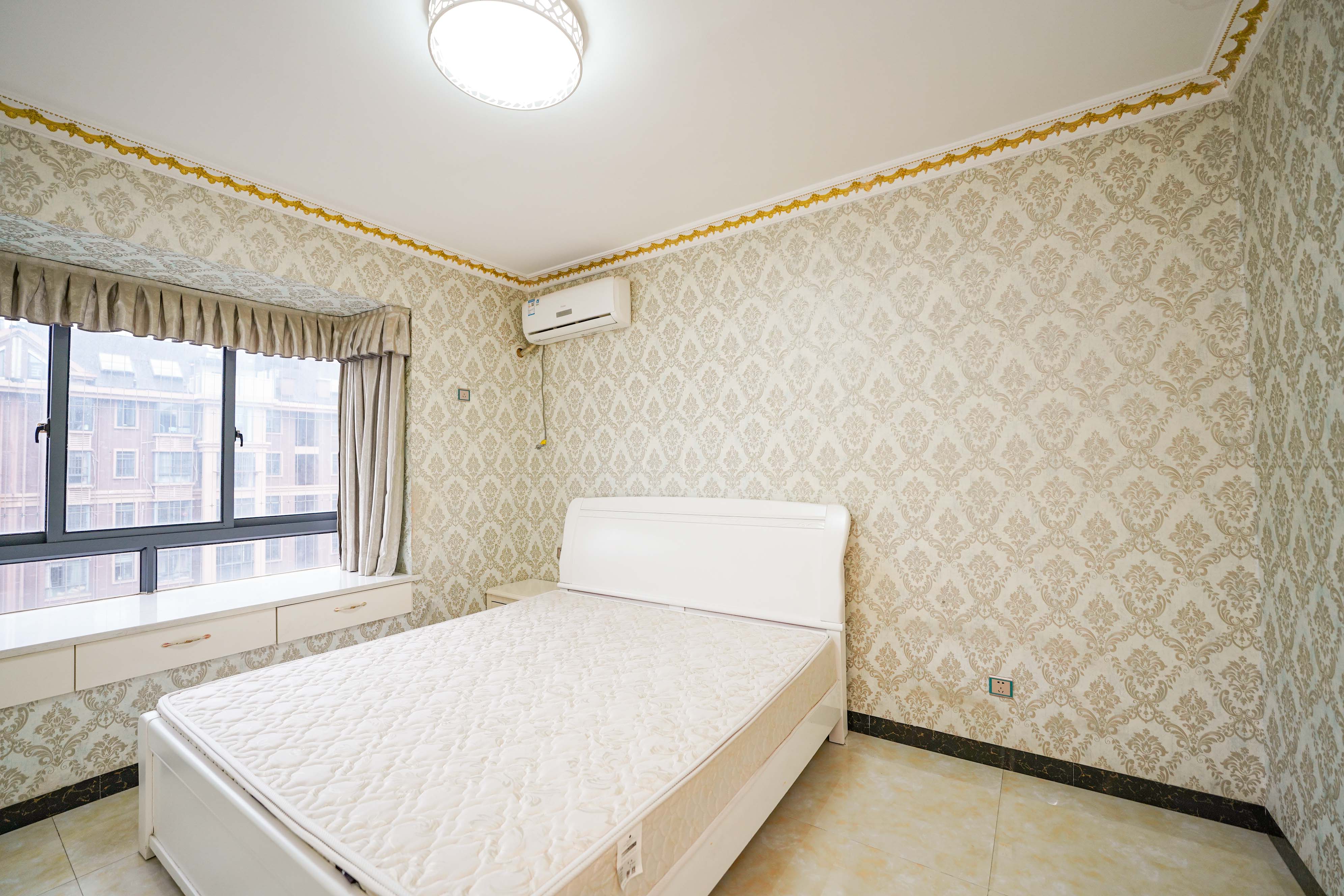 五矿格澜郡  3室2厅1卫    62.0万 五矿格澜郡  3室2厅1卫    62.0万卧室