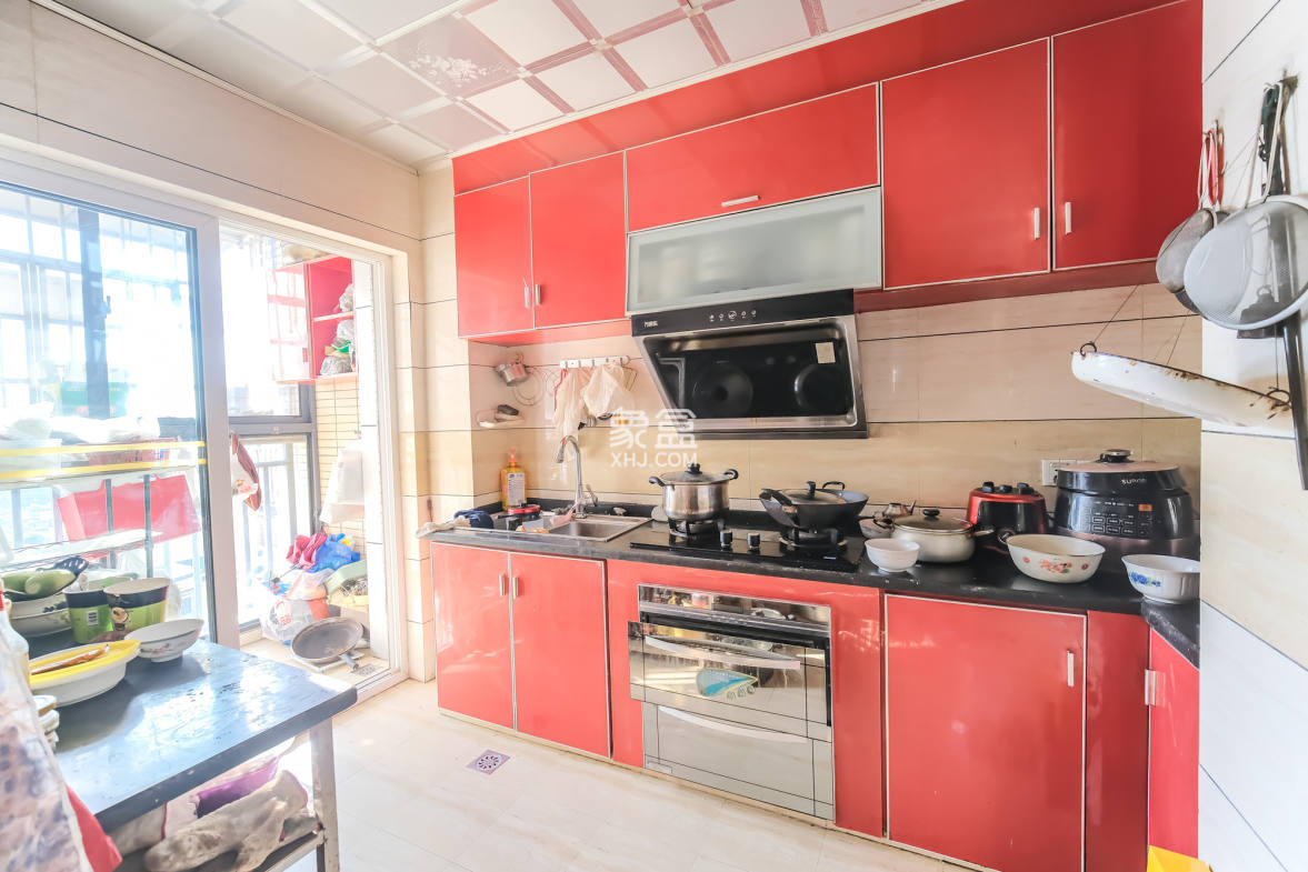 山水湾 3室2厅1卫 58.0万 山水湾 3室2厅1卫 58.0万厨房